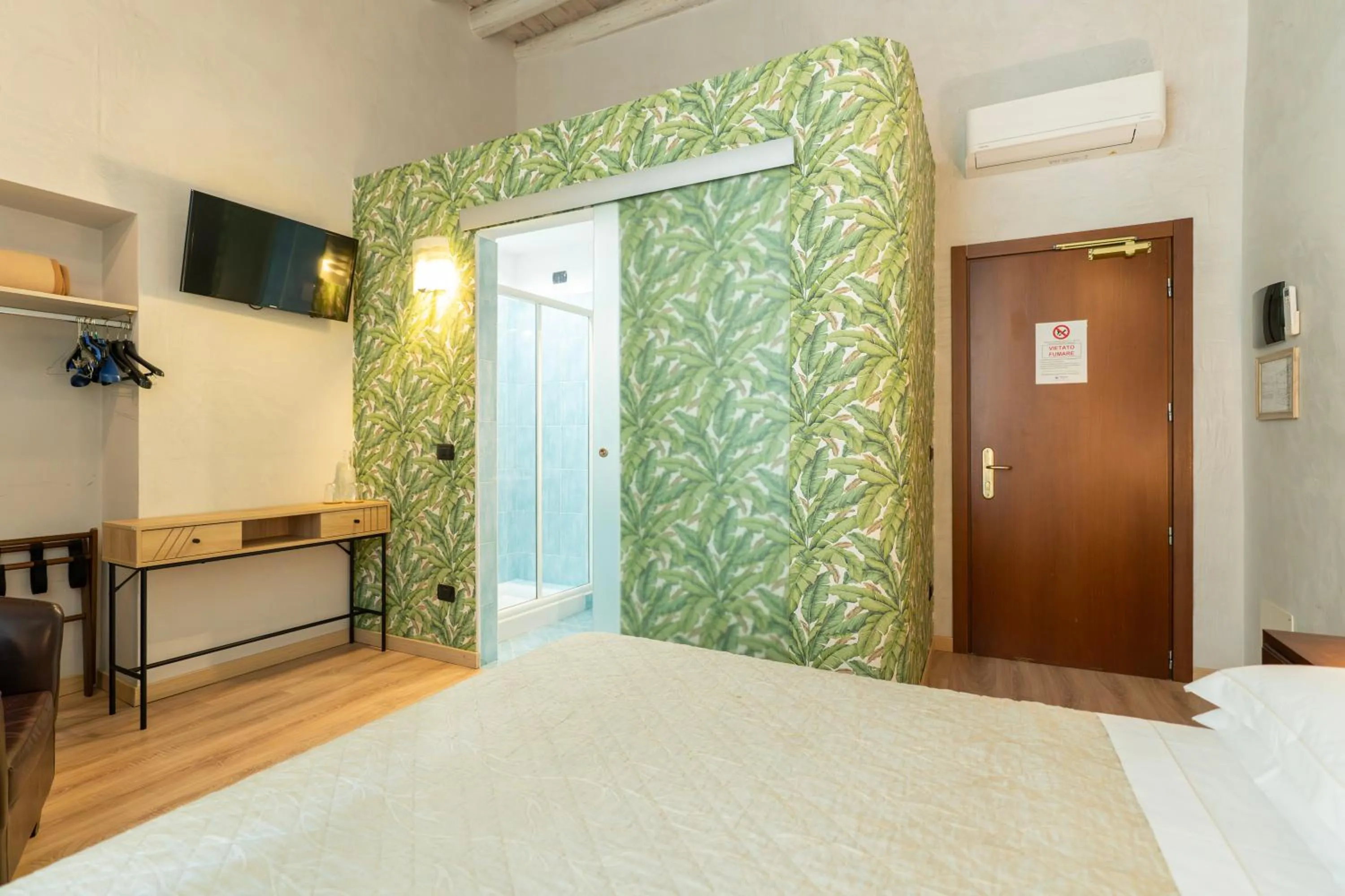 Photo of the whole room, Bed in Boutique Hotel Scalzi - Adults Only