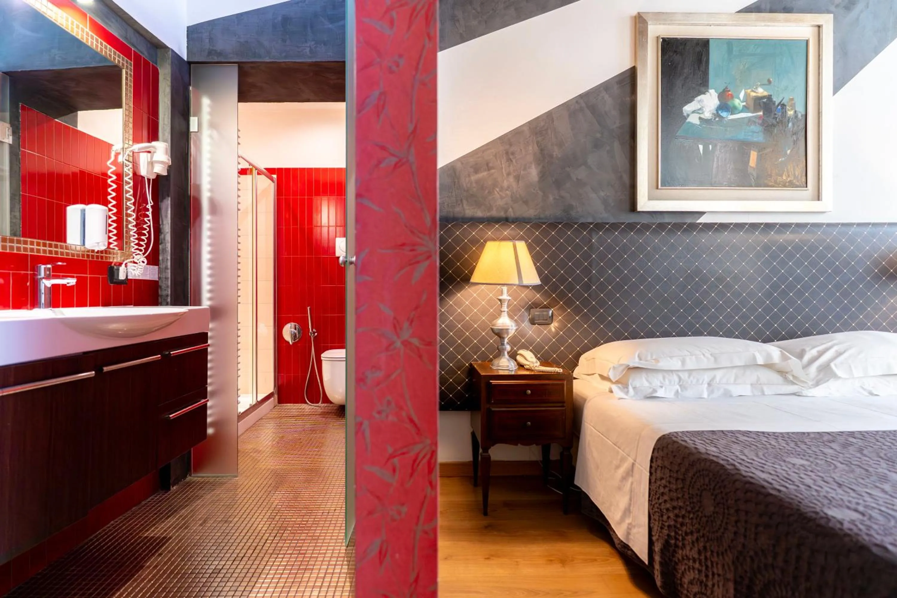 Bathroom, Bed in Boutique Hotel Scalzi - Adults Only