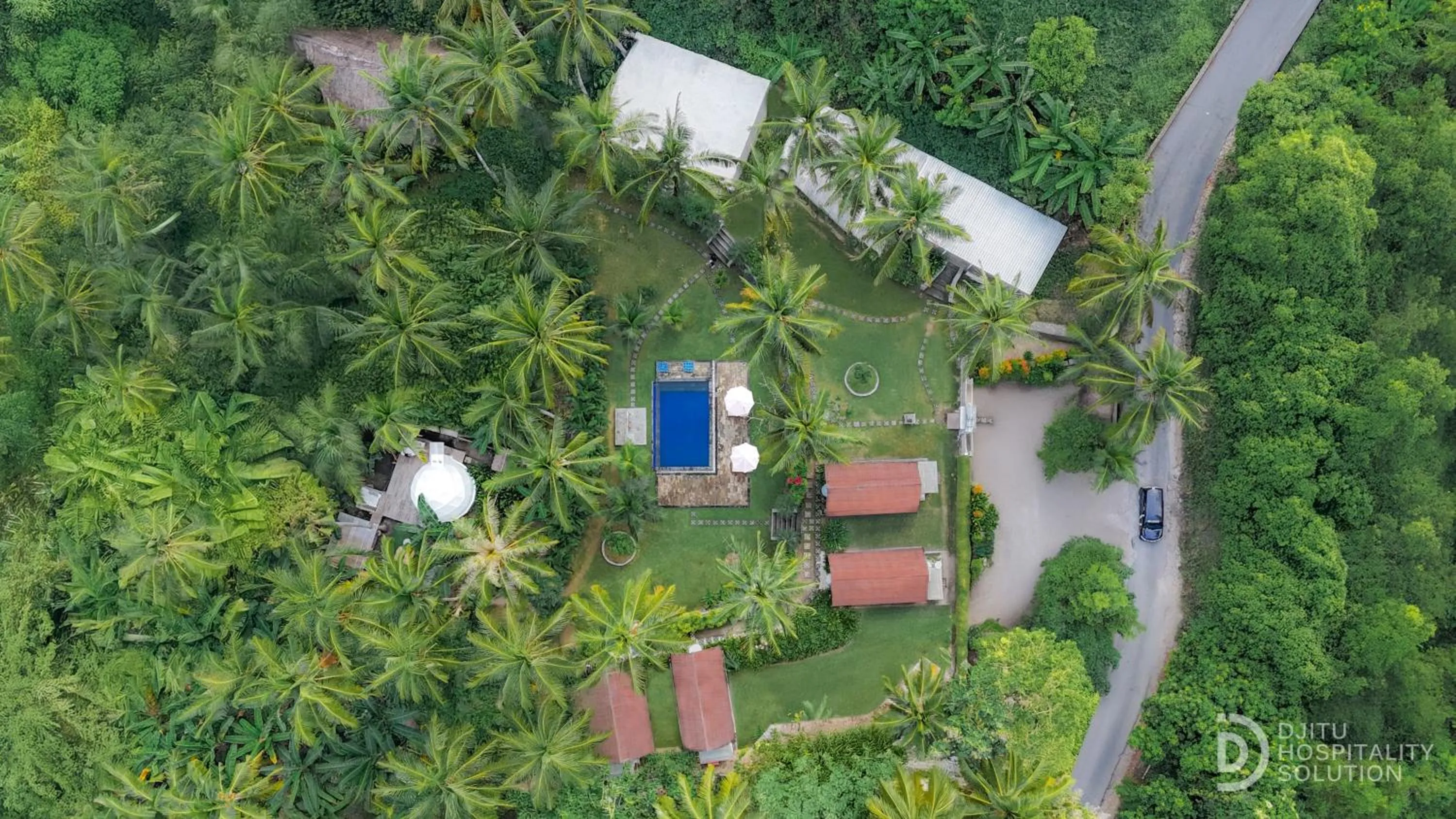 Property building in La Royale Nusa Penida