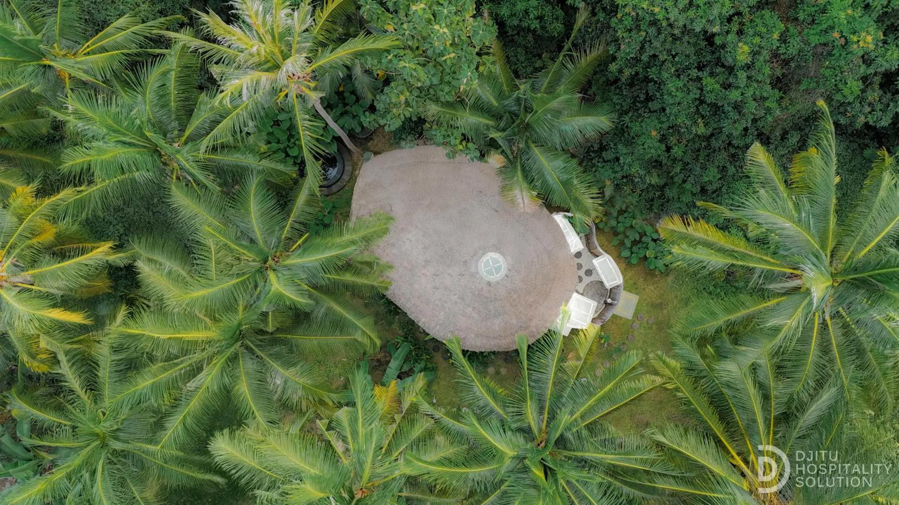 Property building in La Royale Nusa Penida