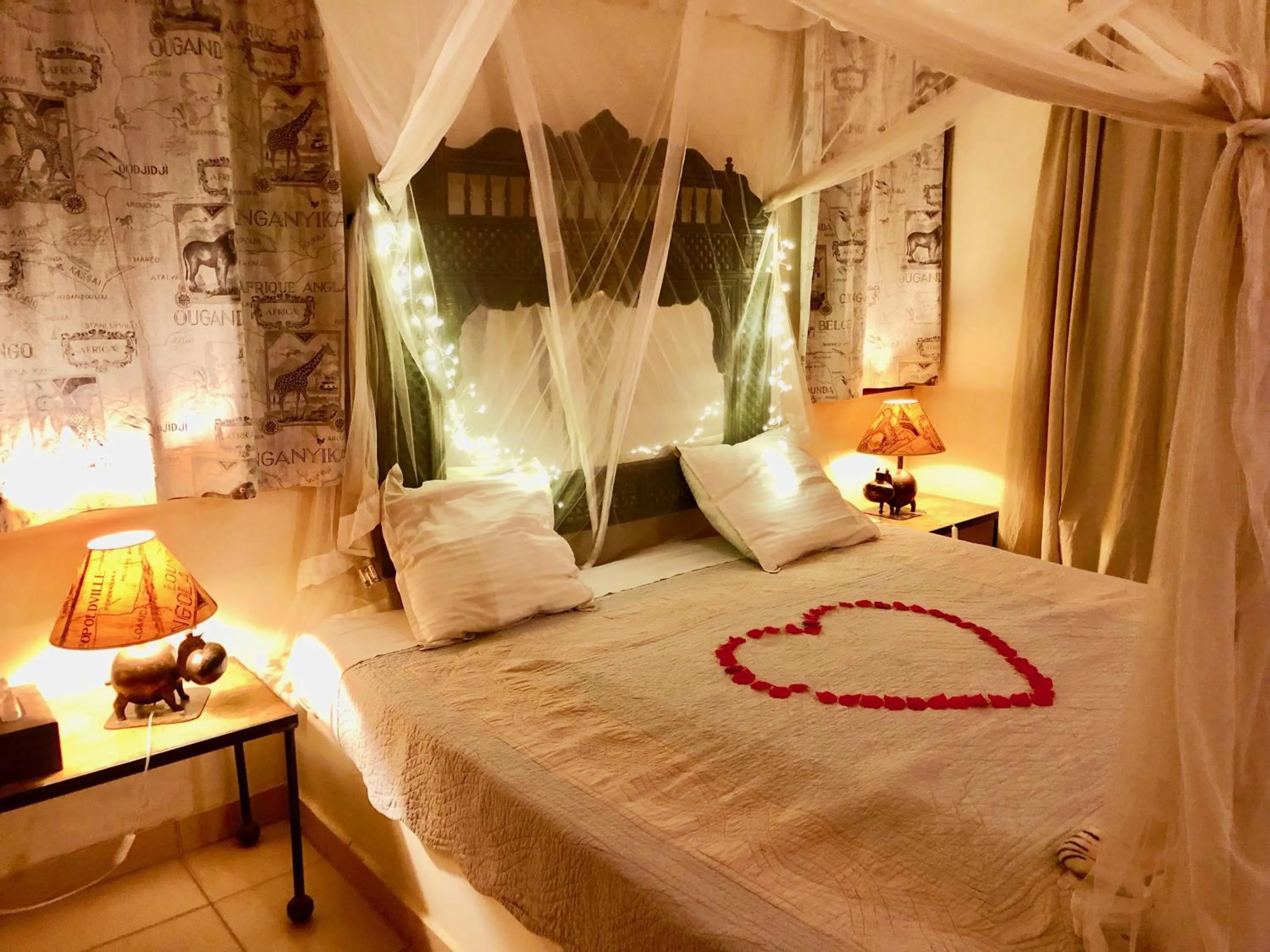 Bed in HOTEL Le Clos Des Papillons