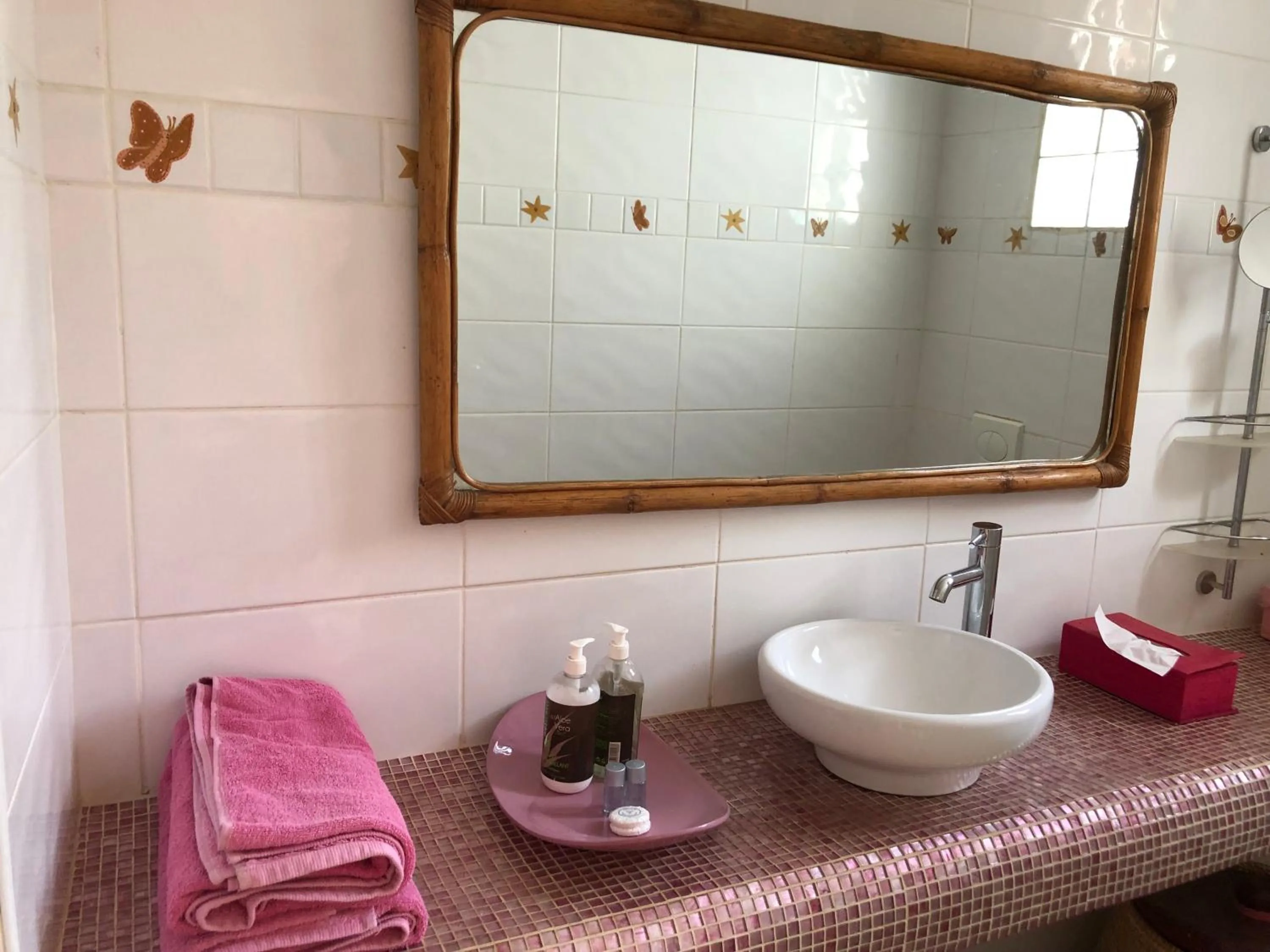 Bathroom in HOTEL Le Clos Des Papillons