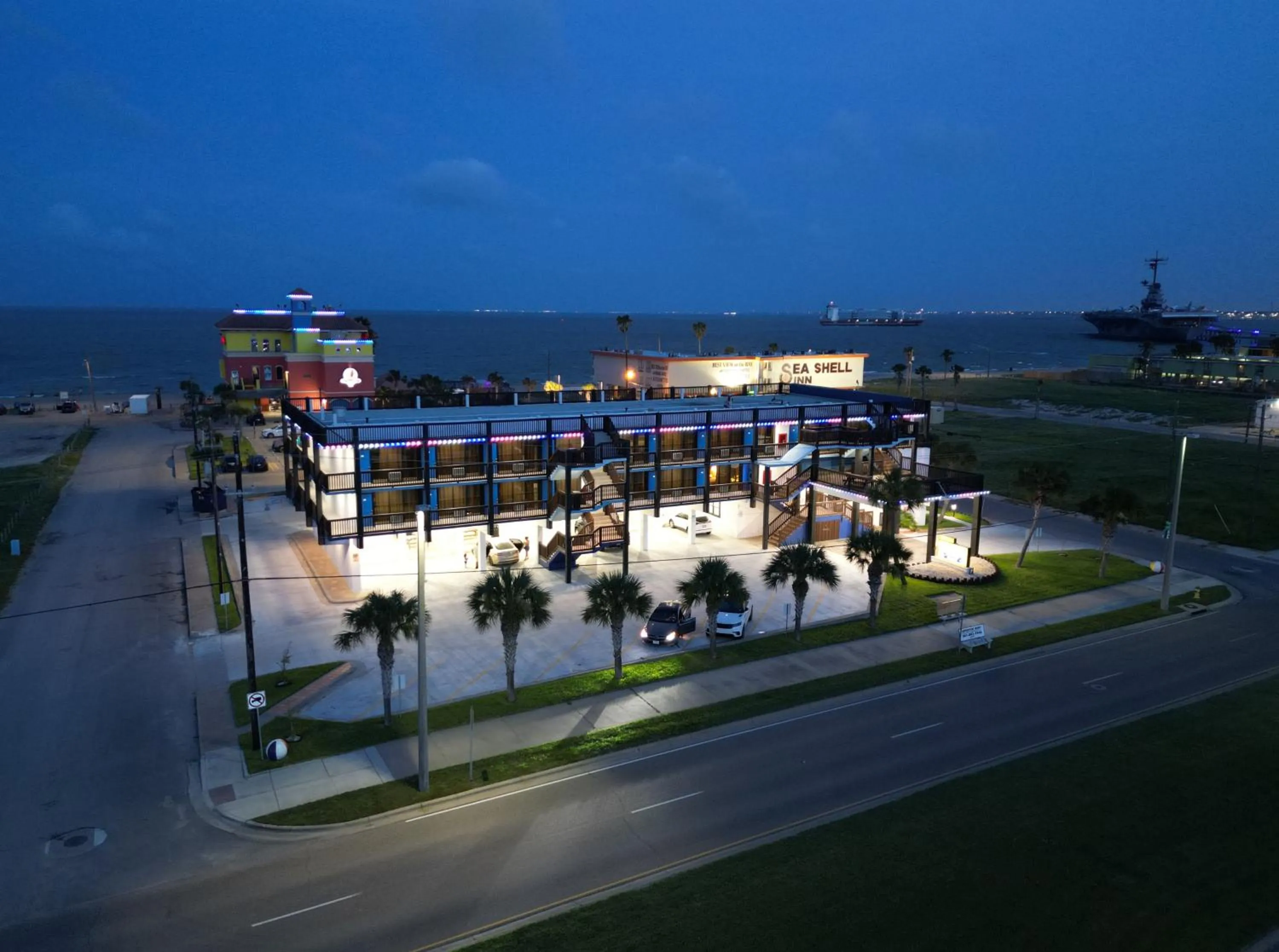 Property building in Hotel DeVille