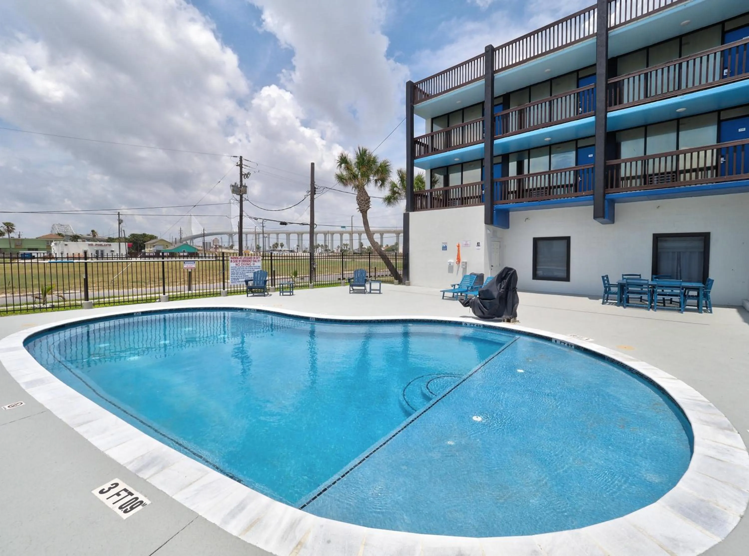 Property building in Hotel DeVille