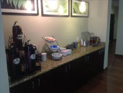 Food in PetroStay Inn & Suites Cotulla