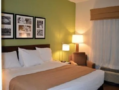 Bed in PetroStay Inn & Suites Cotulla