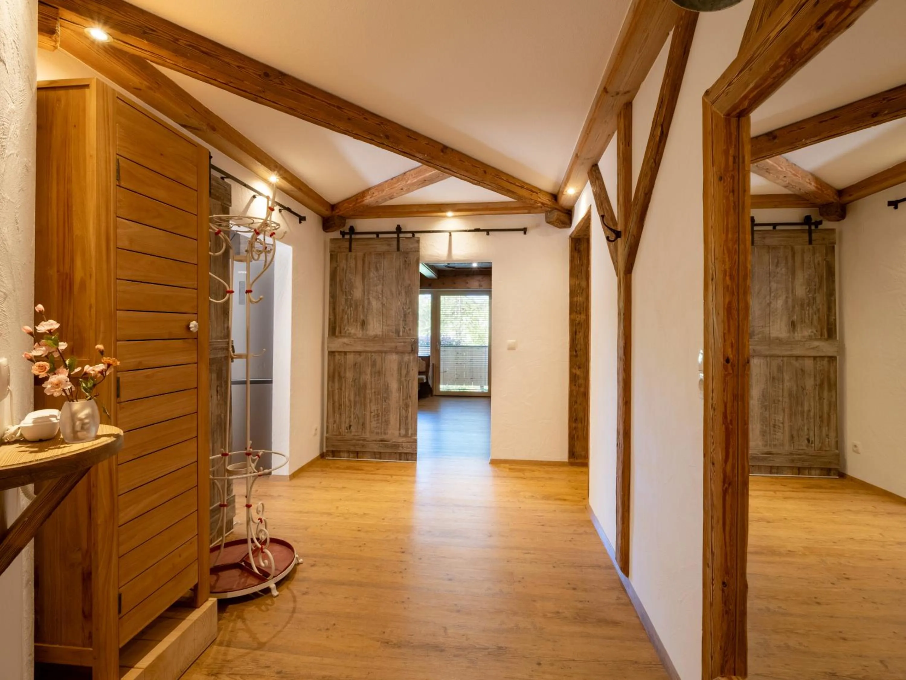 wardrobe in Hotel Gasthof Felsenkeller