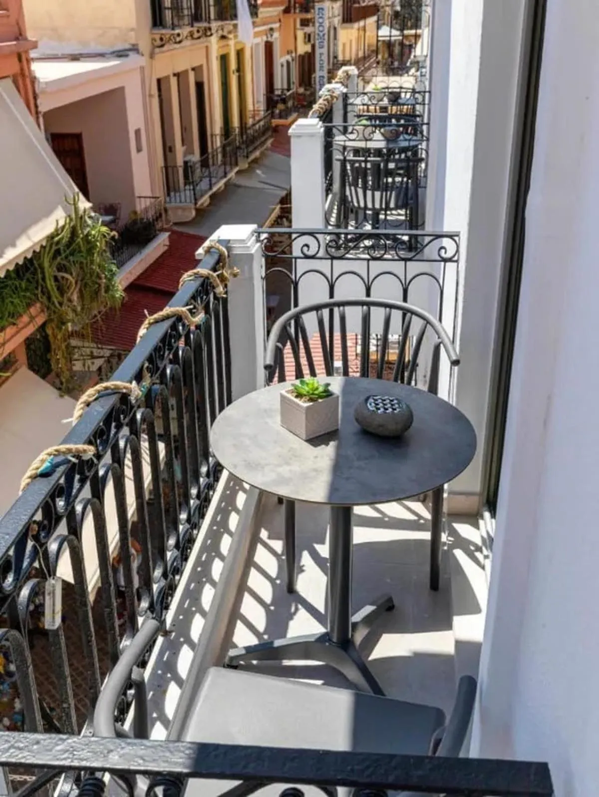 Balcony/Terrace in Metropolitan Pearl Boutique Hotel