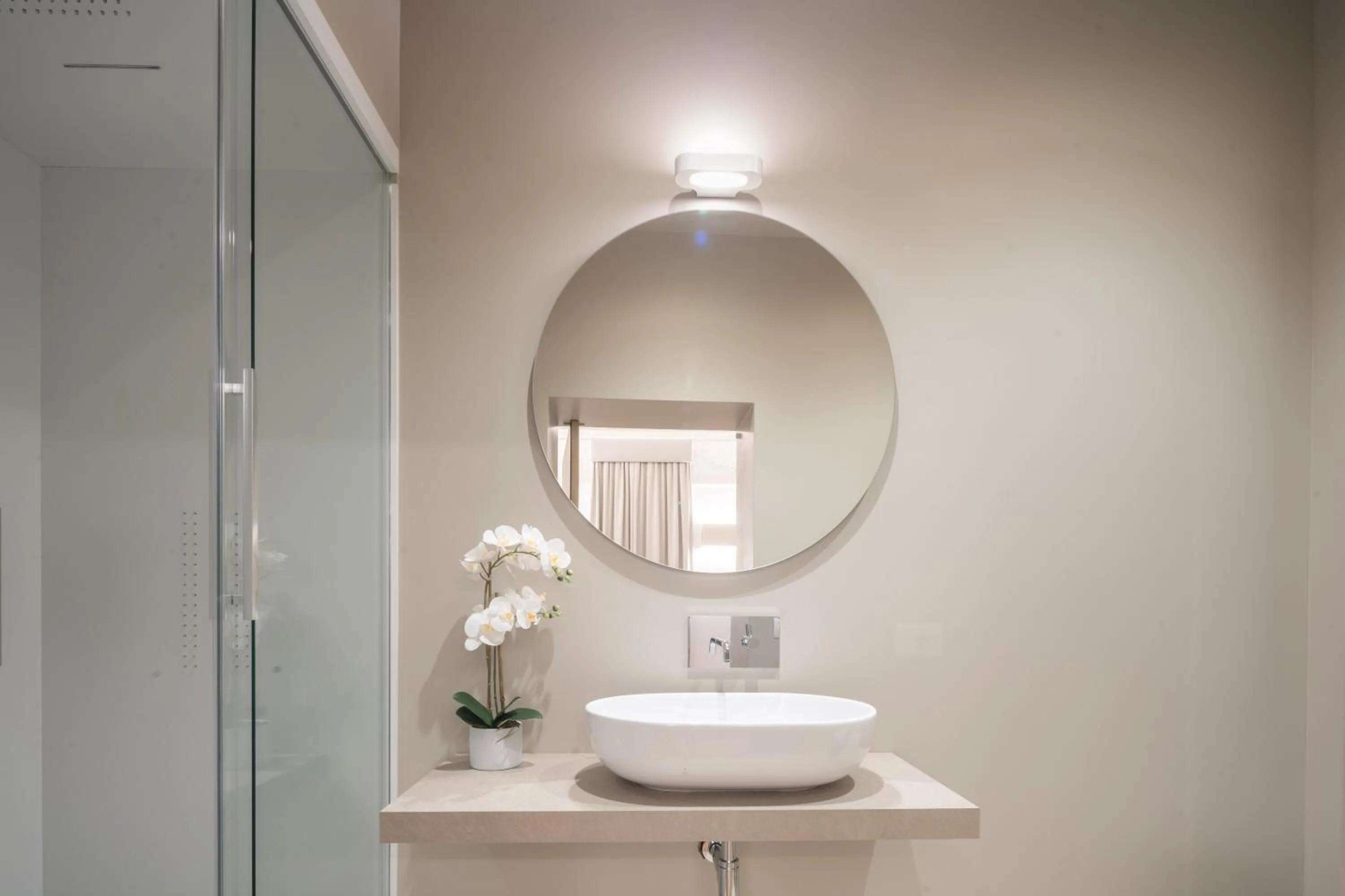 Bathroom in Ninfea Luxury Suites