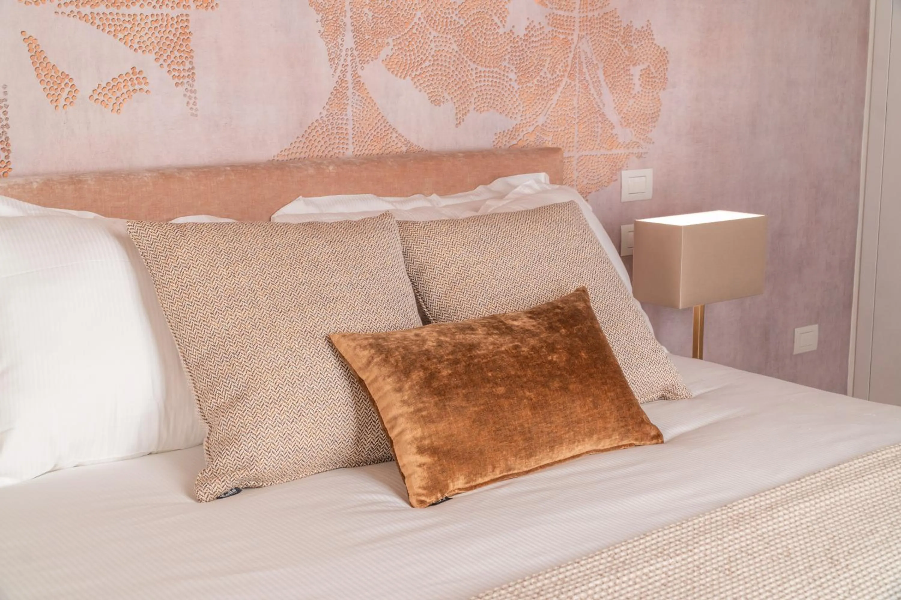 Bed in Ninfea Luxury Suites