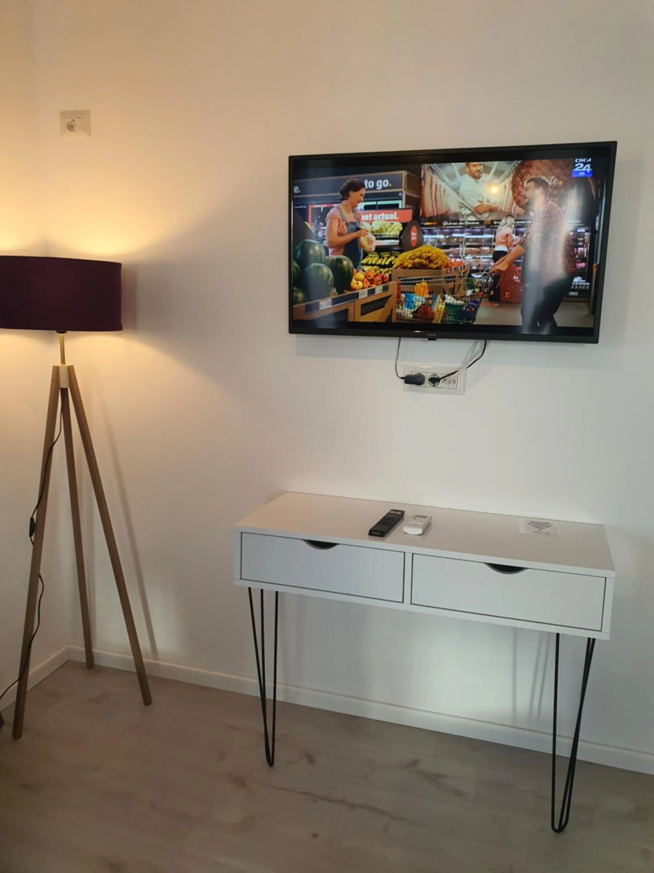 TV and multimedia in Grey Residence Apartments