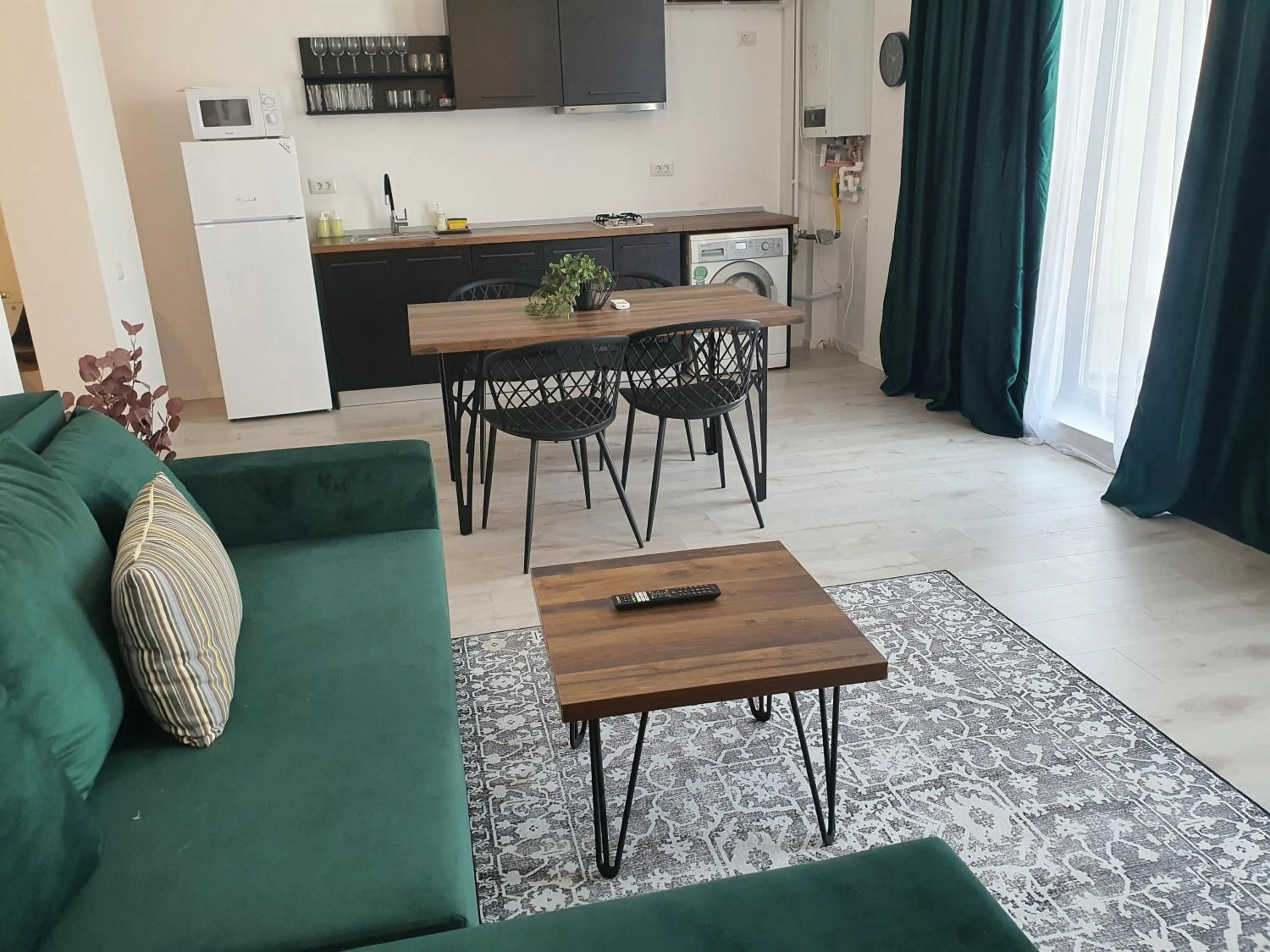 Kitchen or kitchenette in Grey Residence Apartments