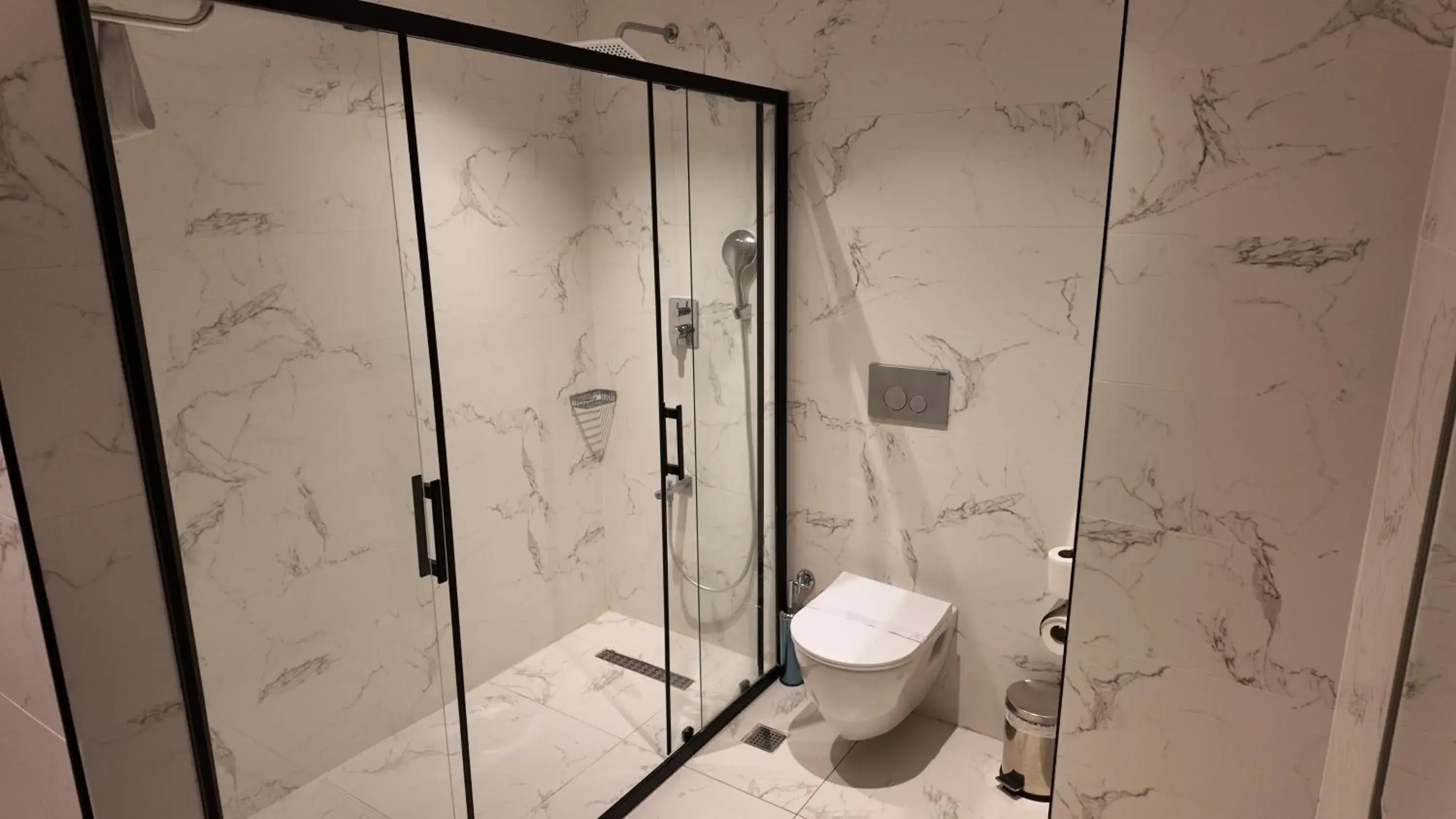 Deluxe King Room in Lala Grand Hotel Deluxe King Room in Lala Grand Hotel