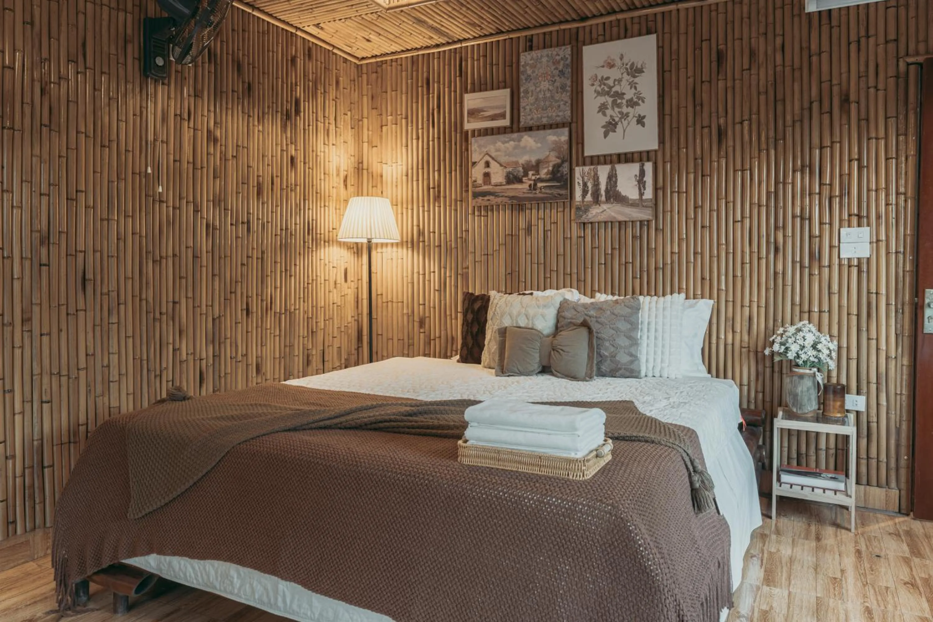 Bed in Bamboo Hill Villa