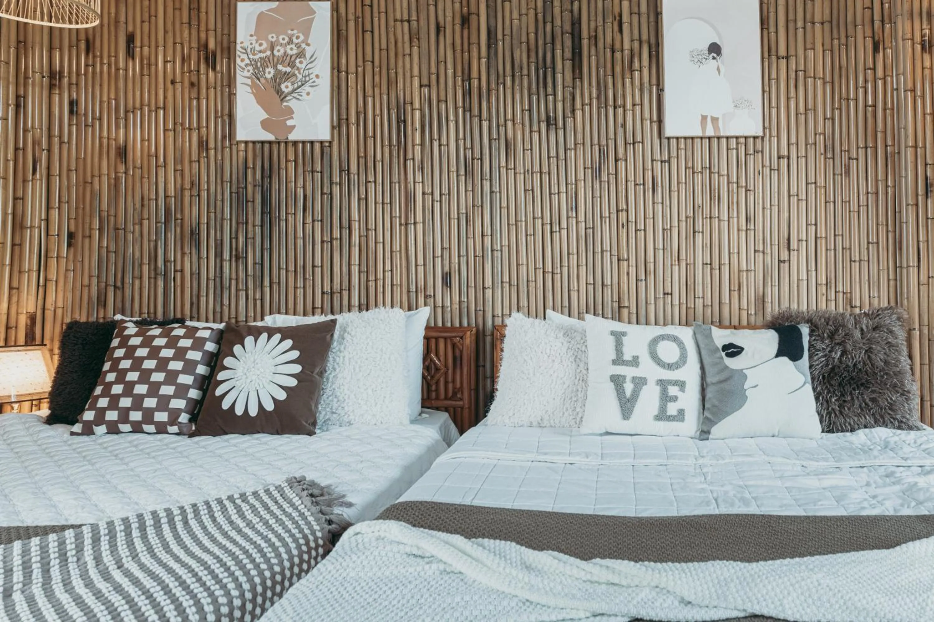 Bed in Bamboo Hill Villa