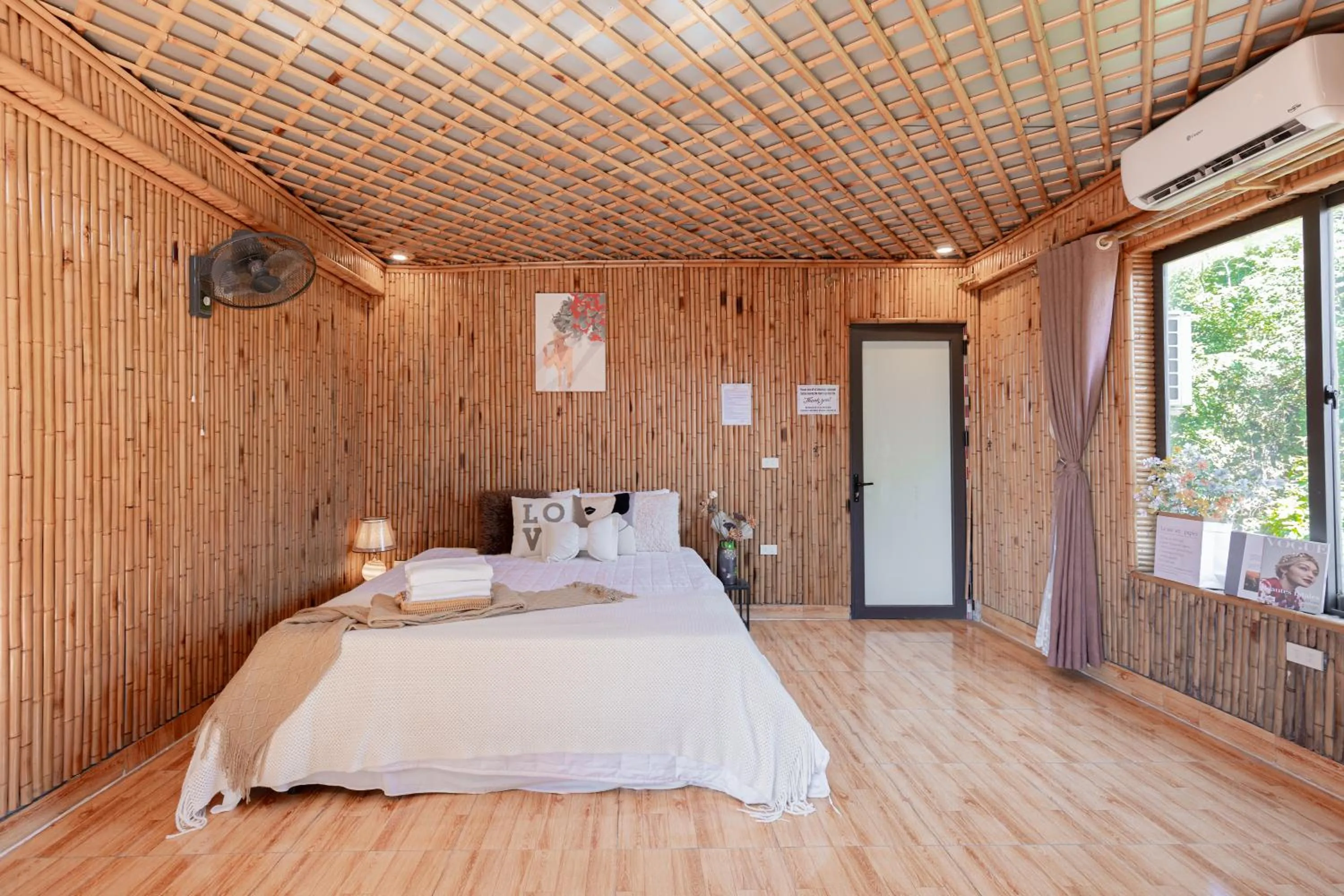 Bed in Bamboo Hill Villa
