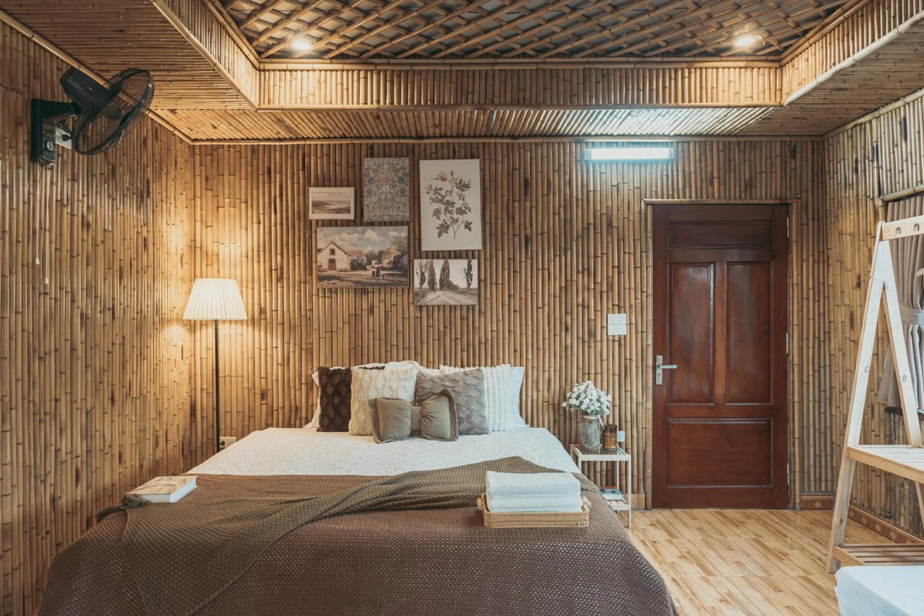 Bed in Bamboo Hill Villa