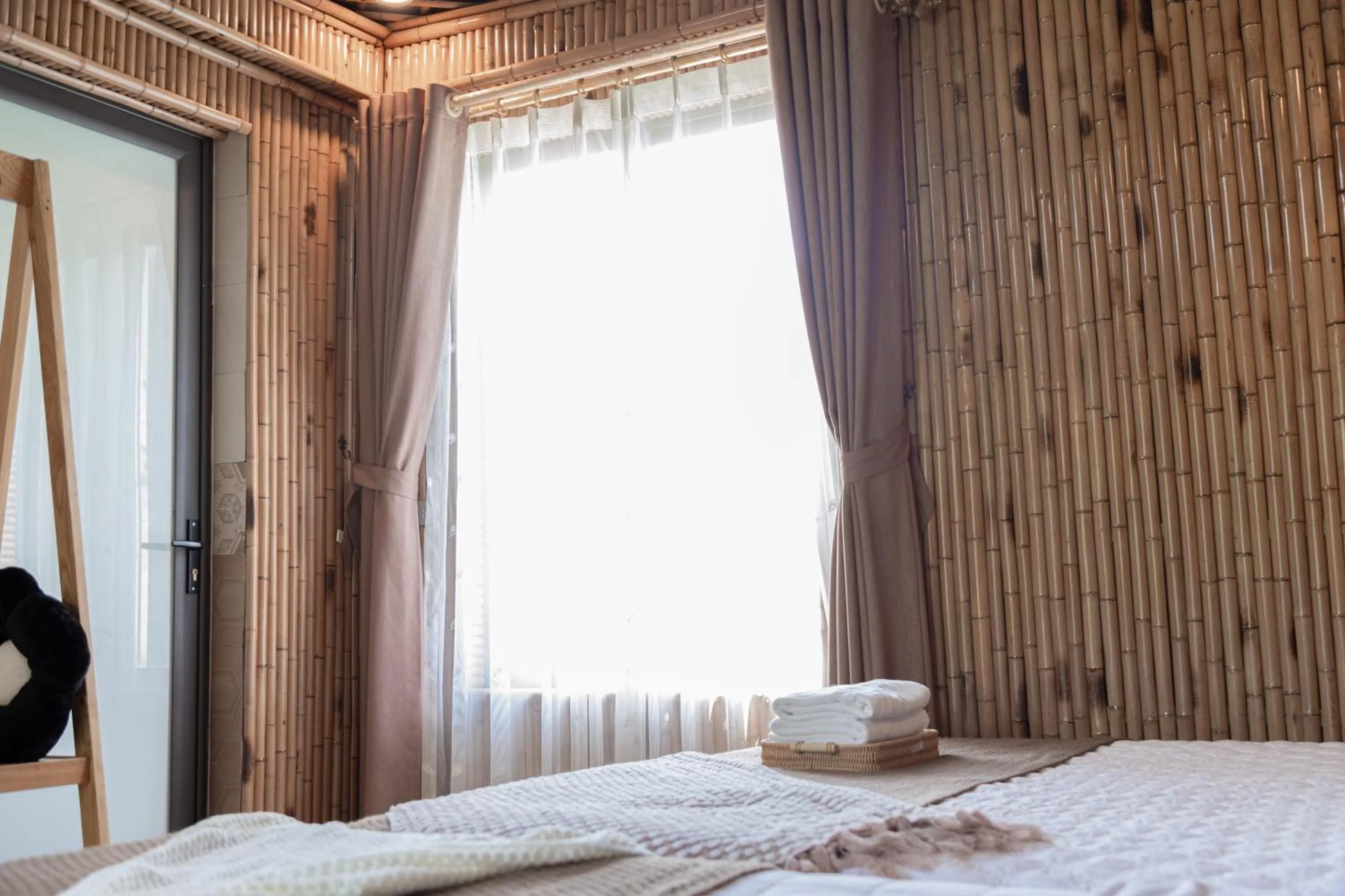 Bed in Bamboo Hill Villa
