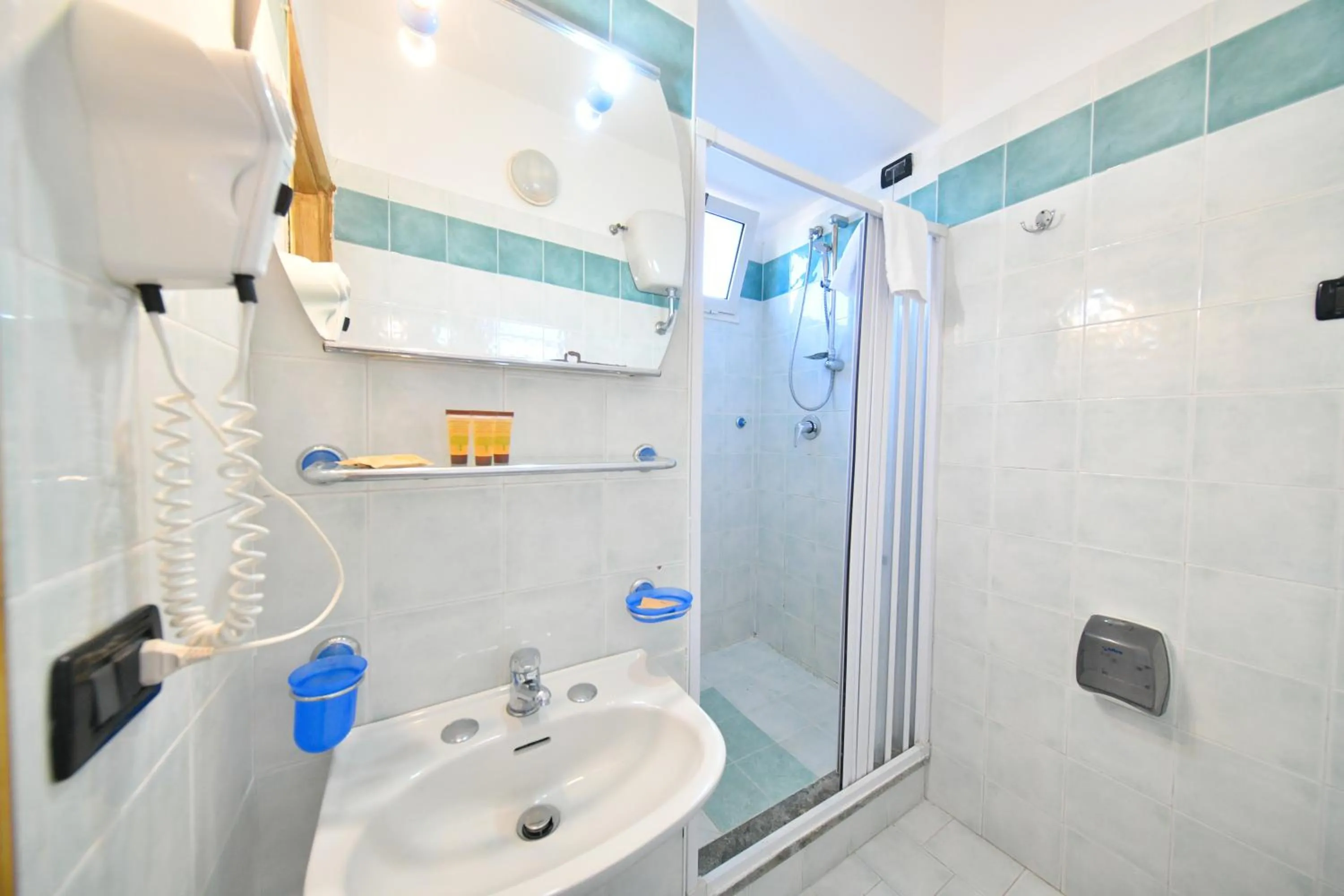 Bathroom in Fortuna Beach - Seaside Hotel