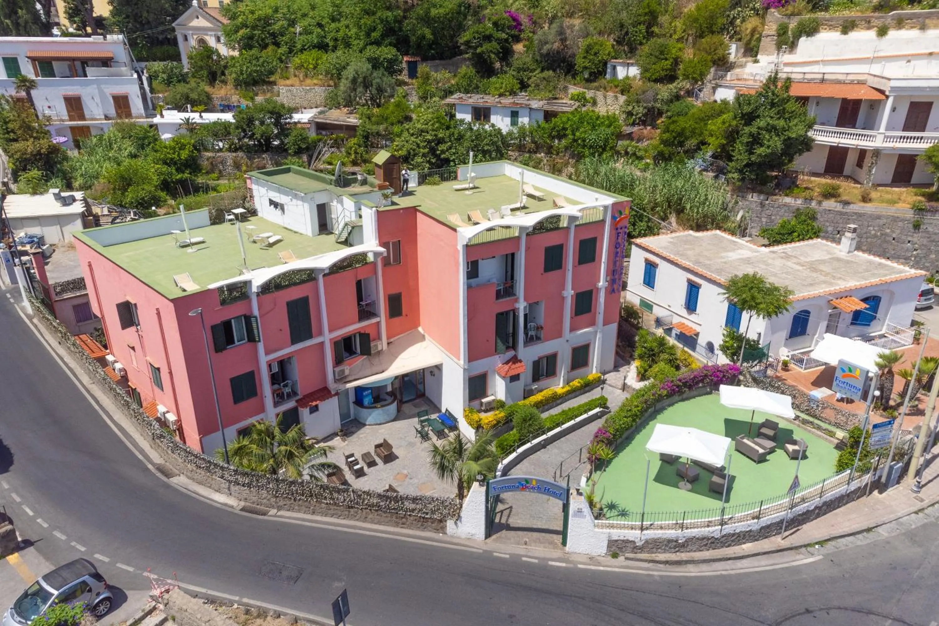 Bird's eye view, Bird's-eye View in Fortuna Beach - Seaside Hotel