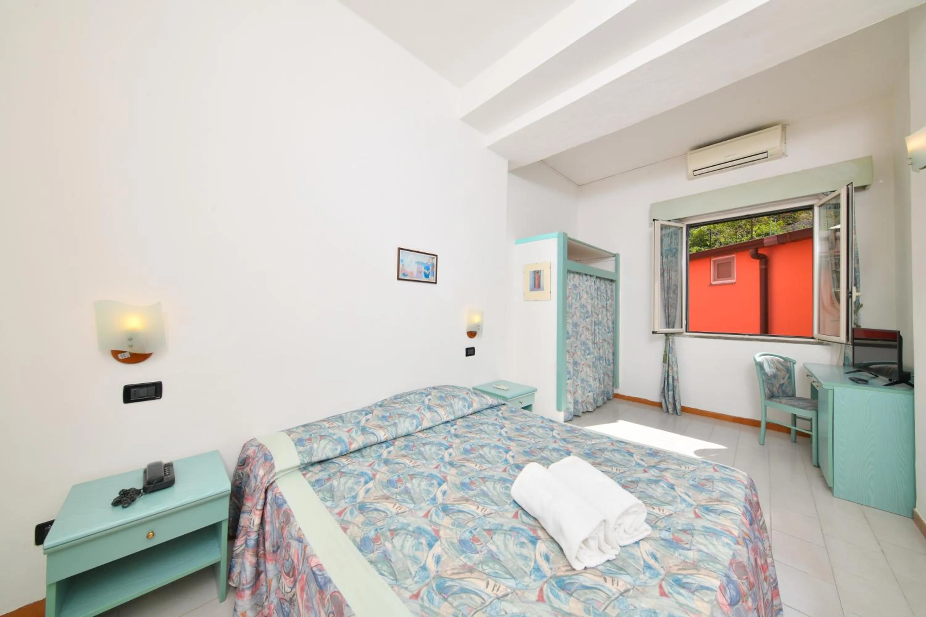 Bedroom in Fortuna Beach - Seaside Hotel