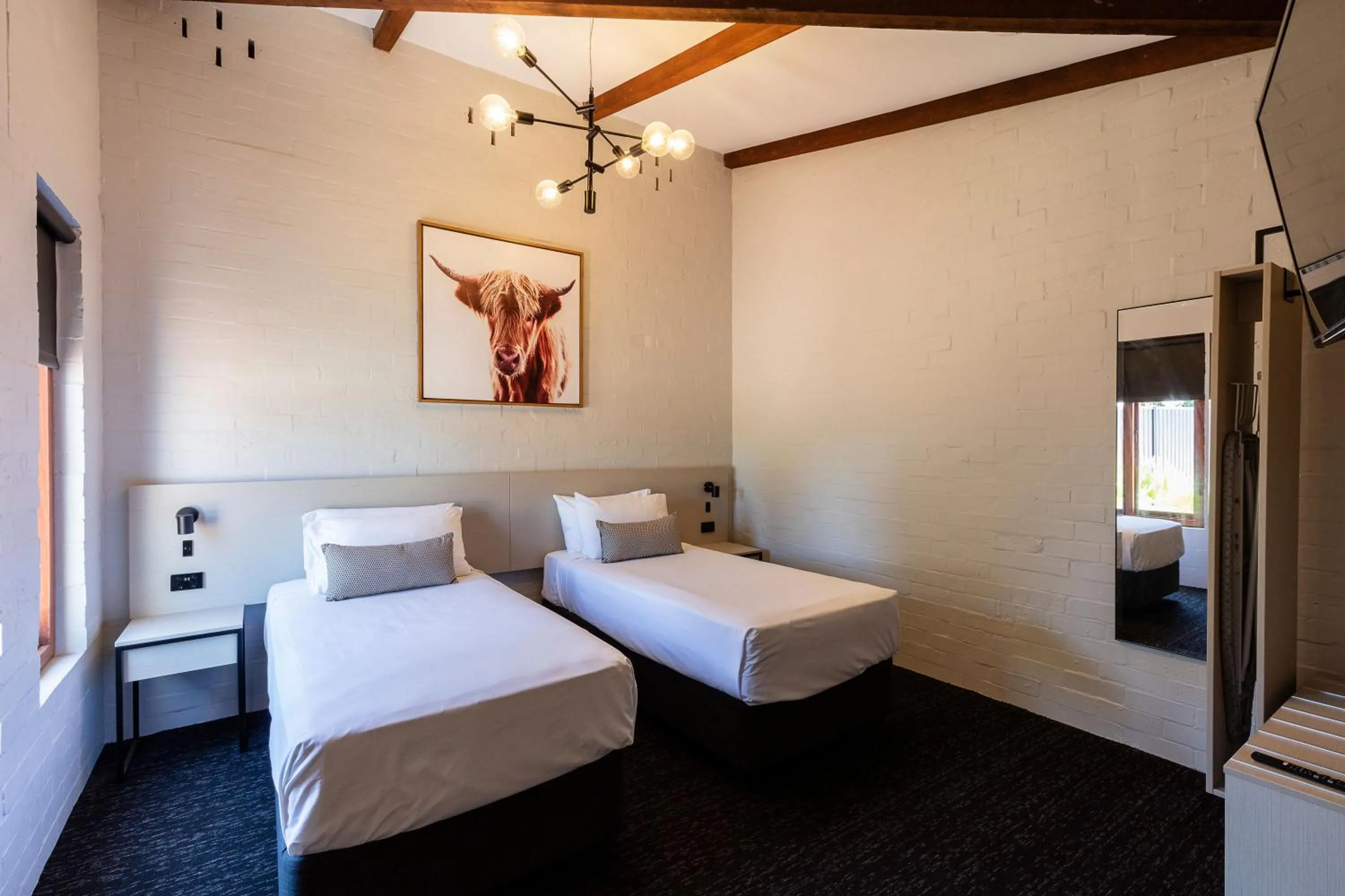 Bed in Nightcap at Wintersun Hotel