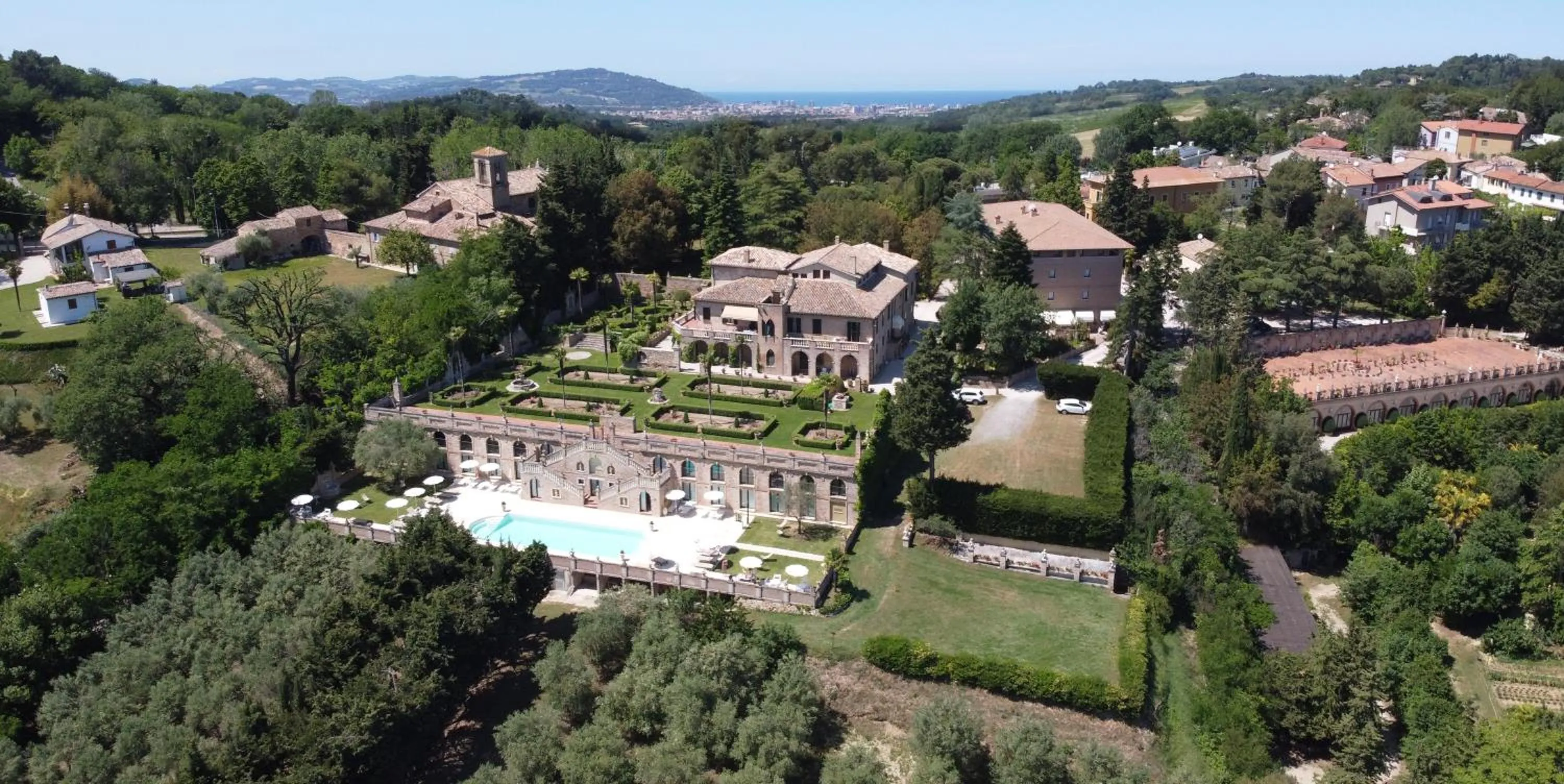 Bird's eye view in Villa Cattani Stuart XVII secolo