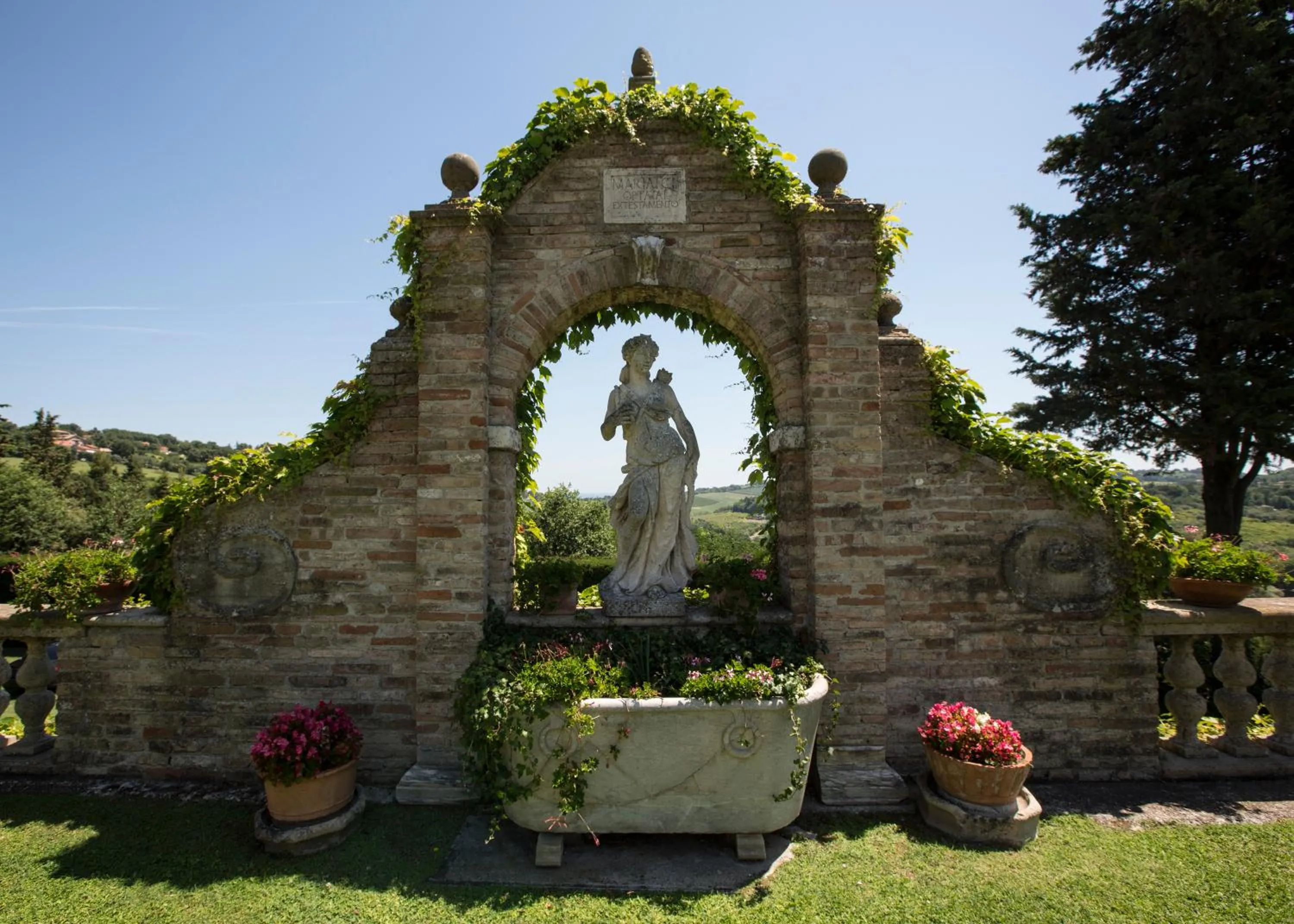 Day in Villa Cattani Stuart XVII secolo