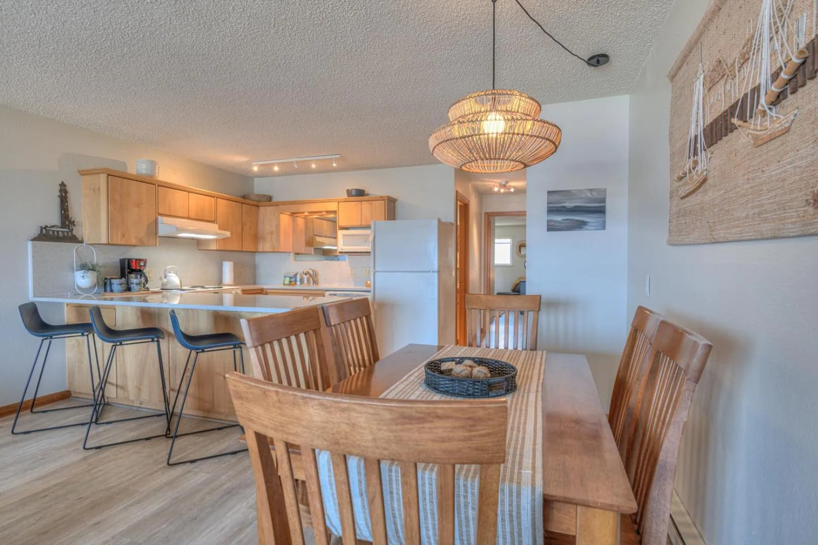 Coffee/tea facilities in Surftides Plaza Rentals