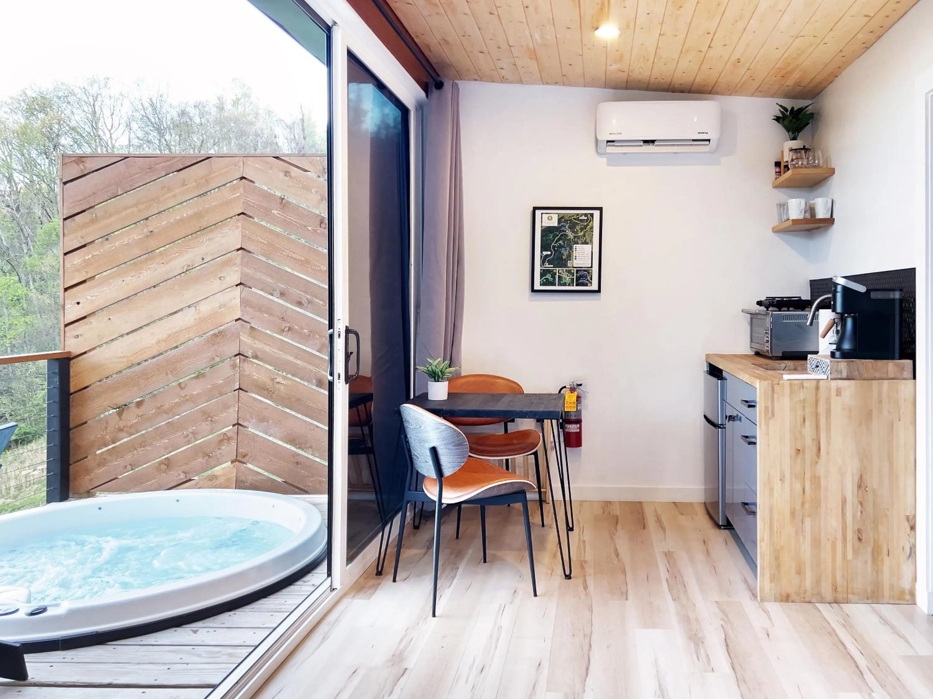 Kitchen or kitchenette in The Glamping Collective