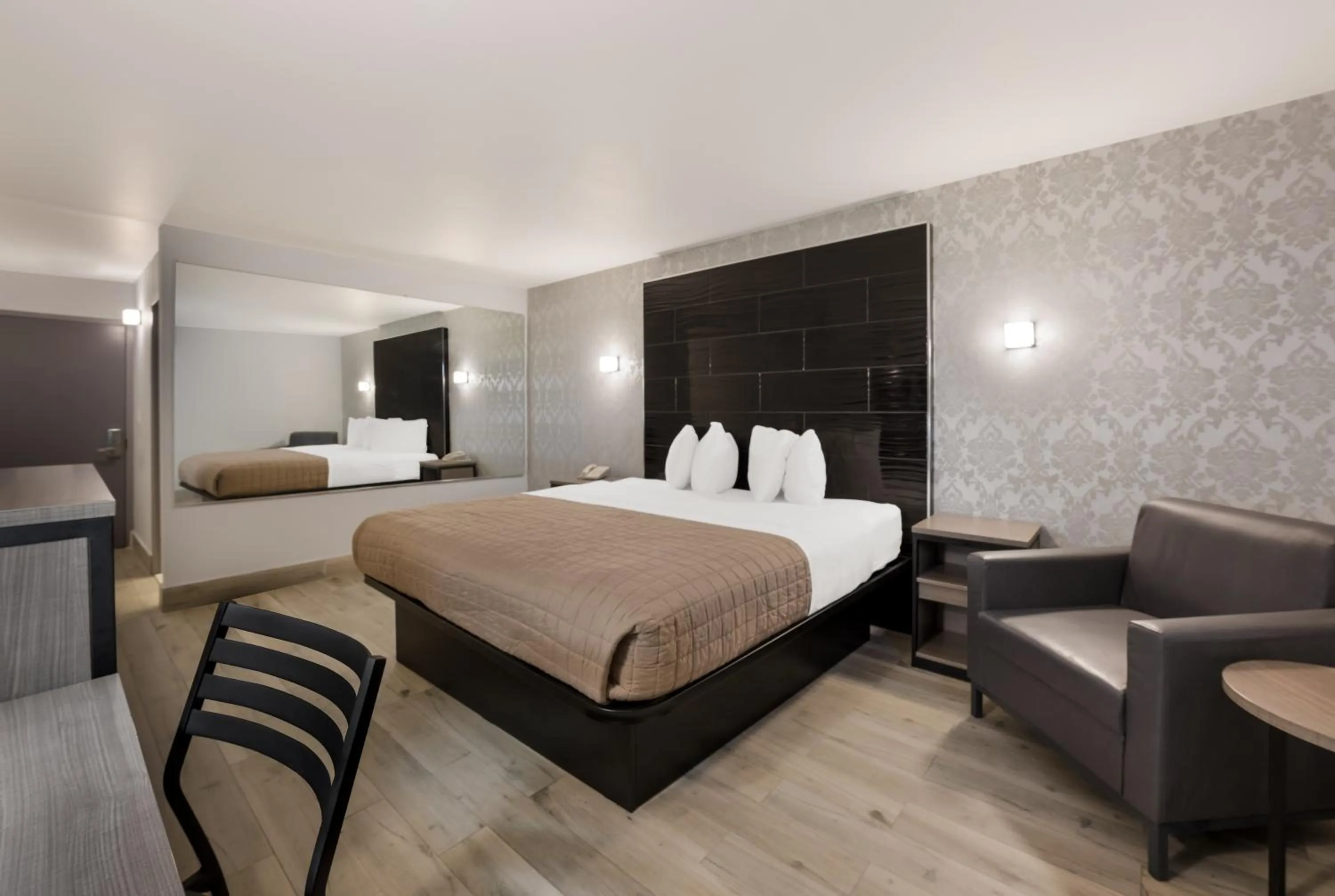 Bed in Essence Express Wayne