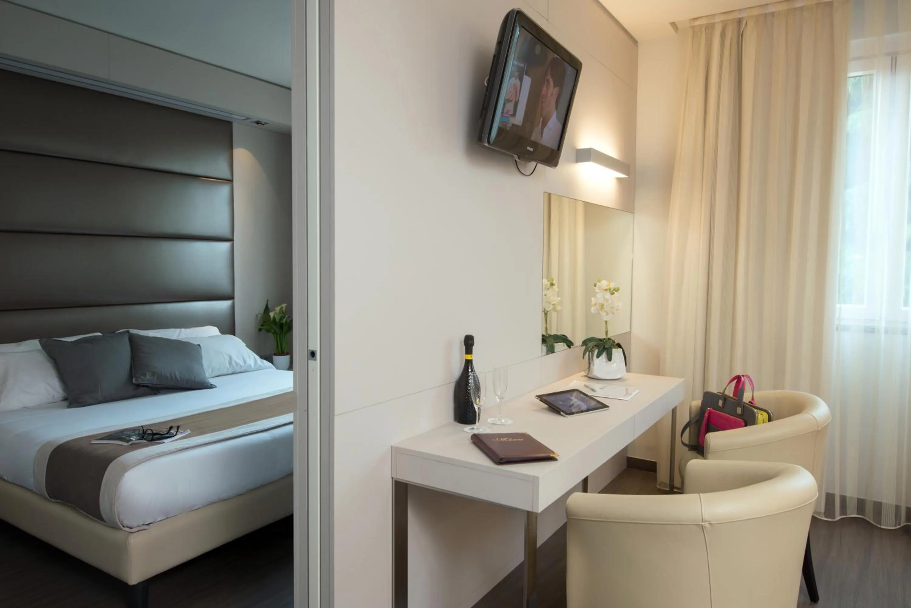 Photo of the whole room, Bed in As Hotel Dei Giovi