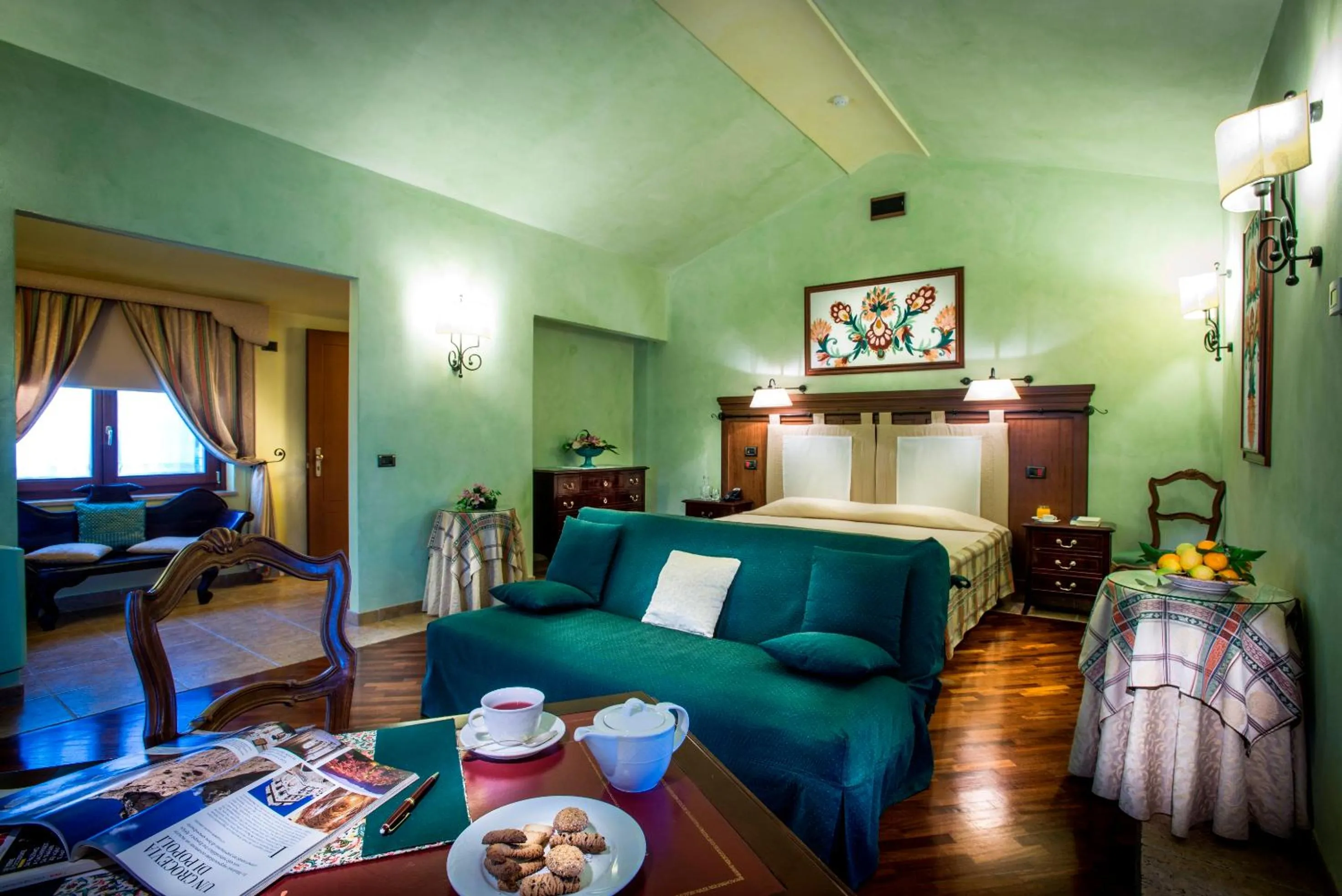 Photo of the whole room in Relais Abbazia Santa Anastasia Resort & Winery