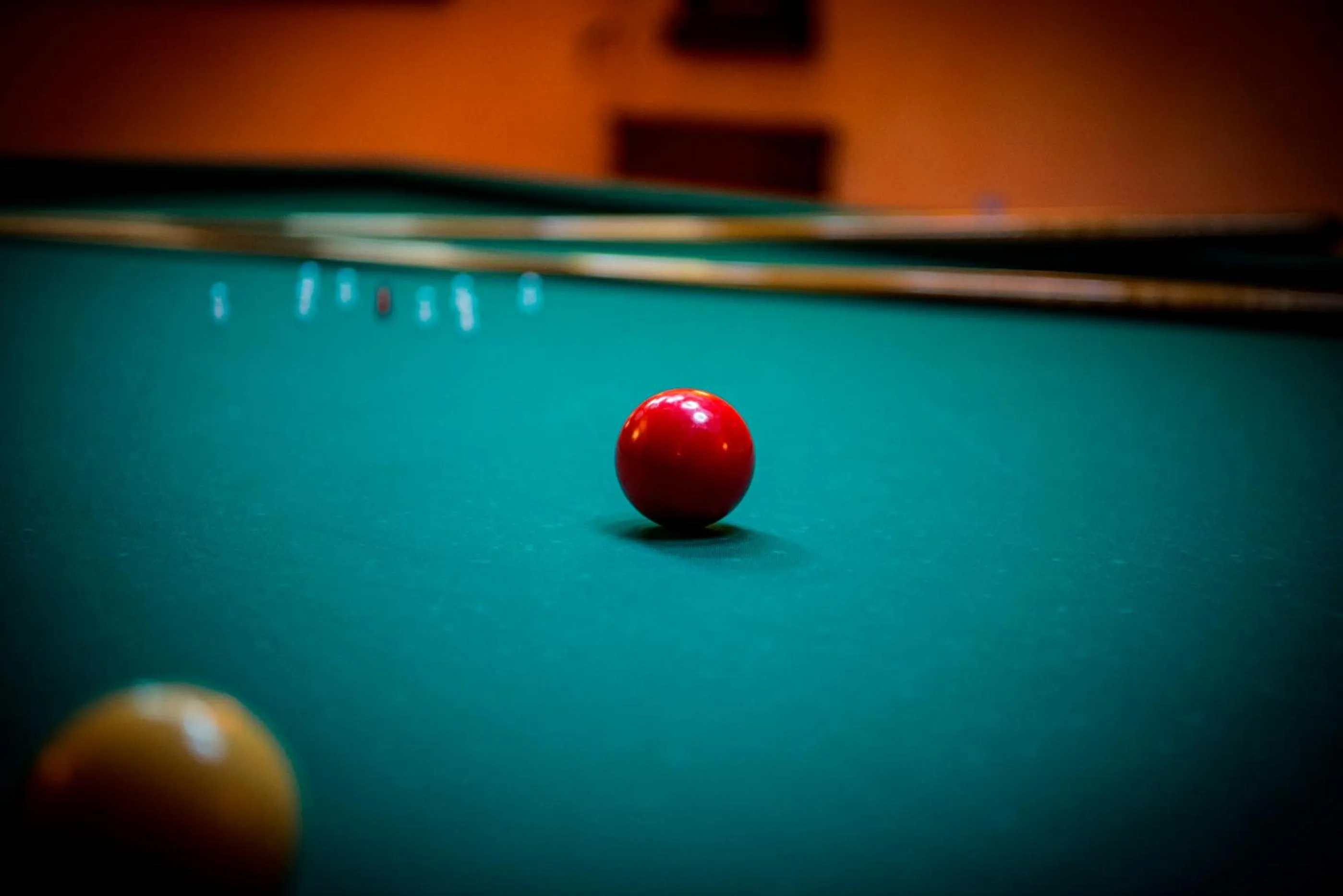 Billiard in Relais Abbazia Santa Anastasia Resort & Winery