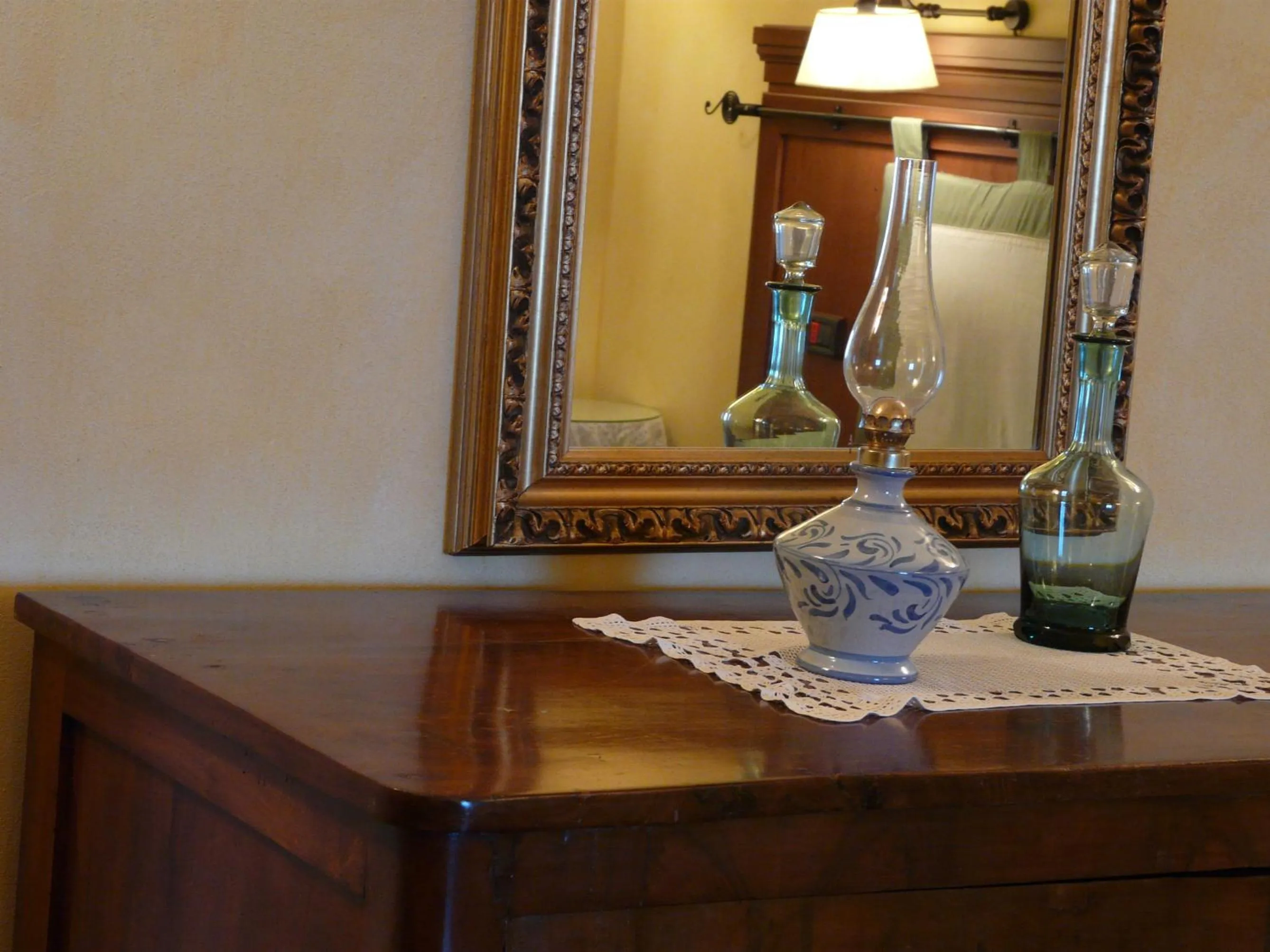 Photo of the whole room in Relais Abbazia Santa Anastasia Resort & Winery