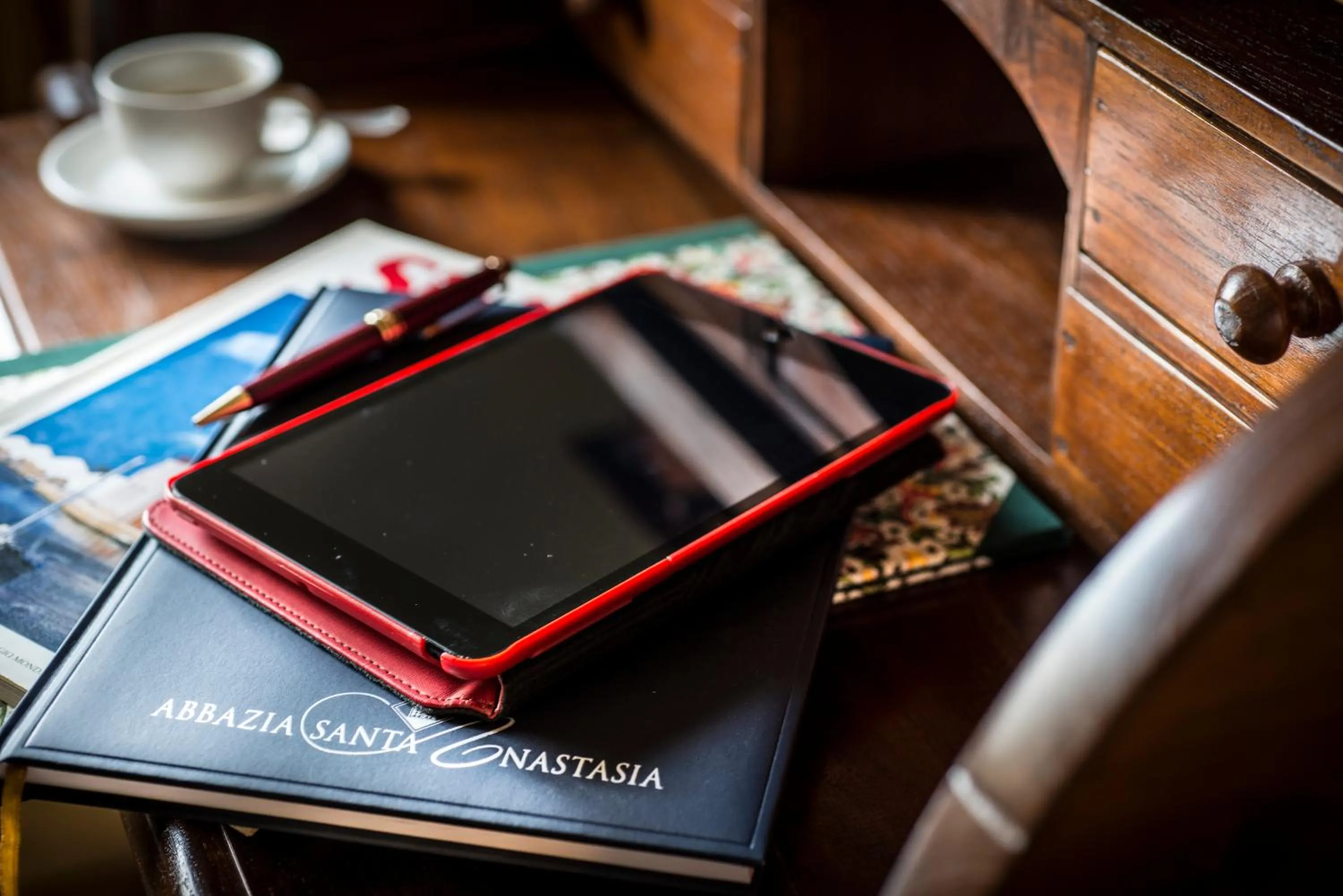 Decorative detail in Relais Abbazia Santa Anastasia Resort & Winery