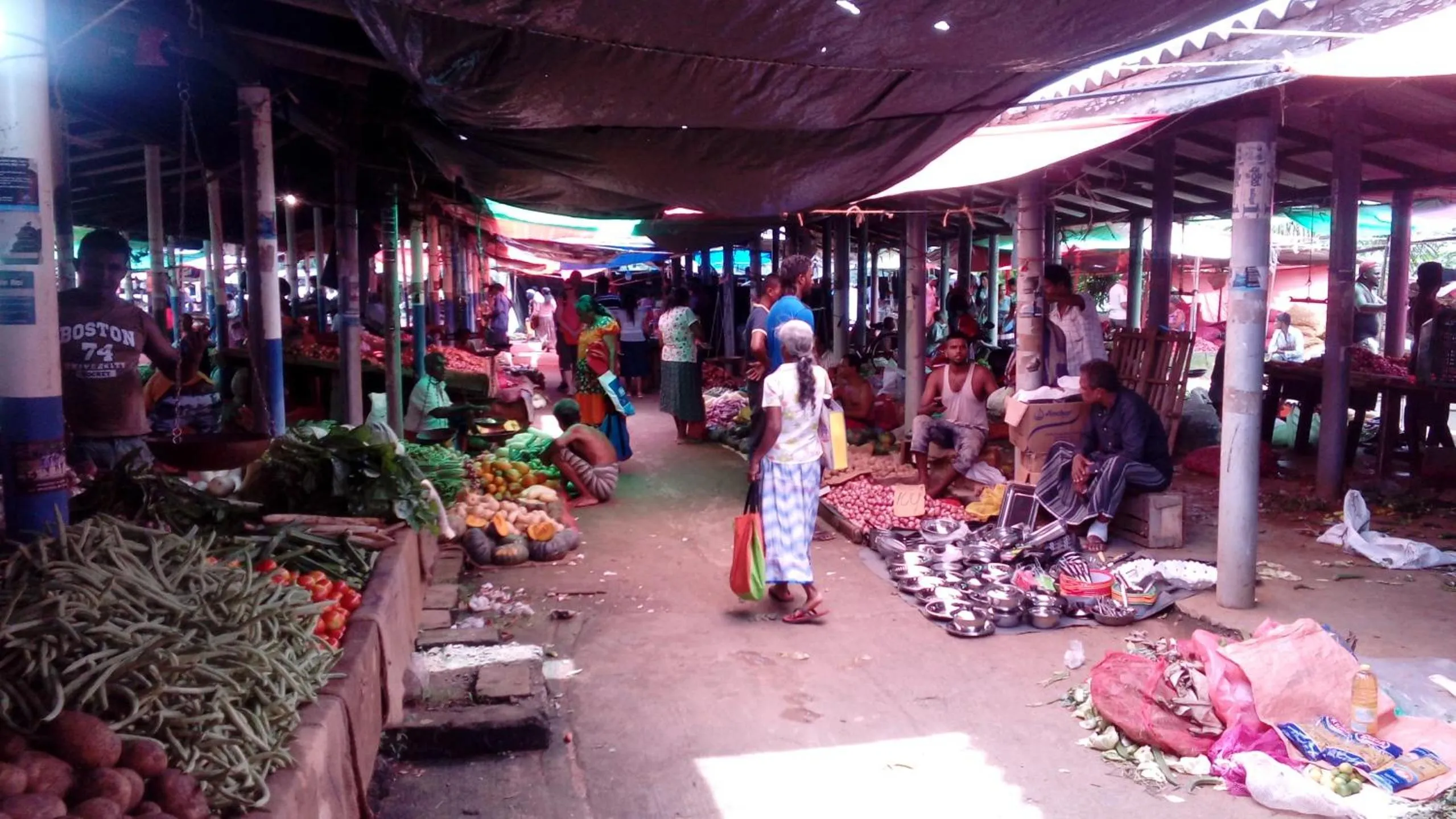Supermarket/grocery shop in White Bridge House & Resort