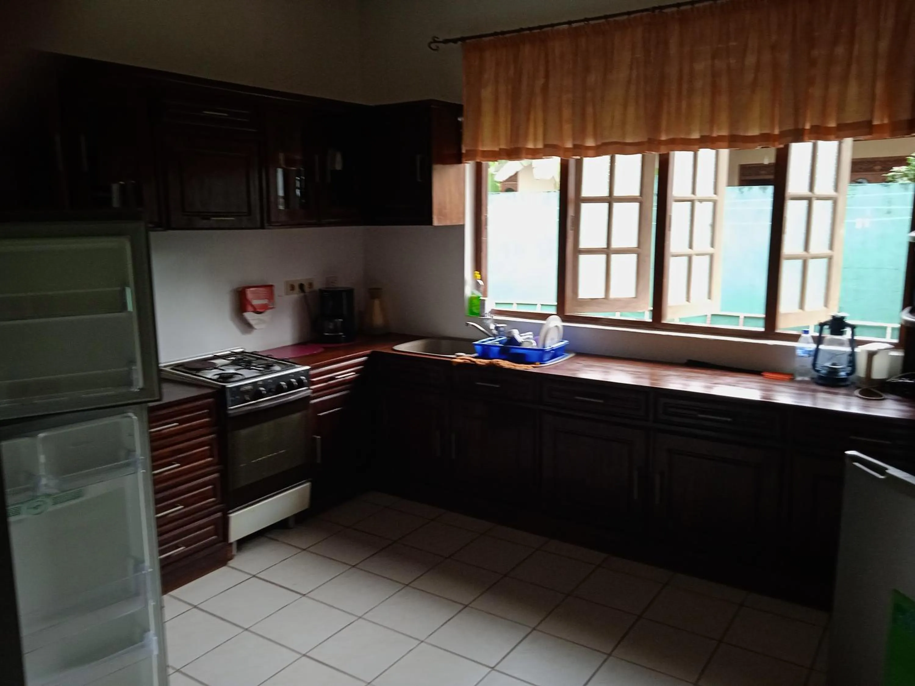 Kitchen or kitchenette in White Bridge House & Resort