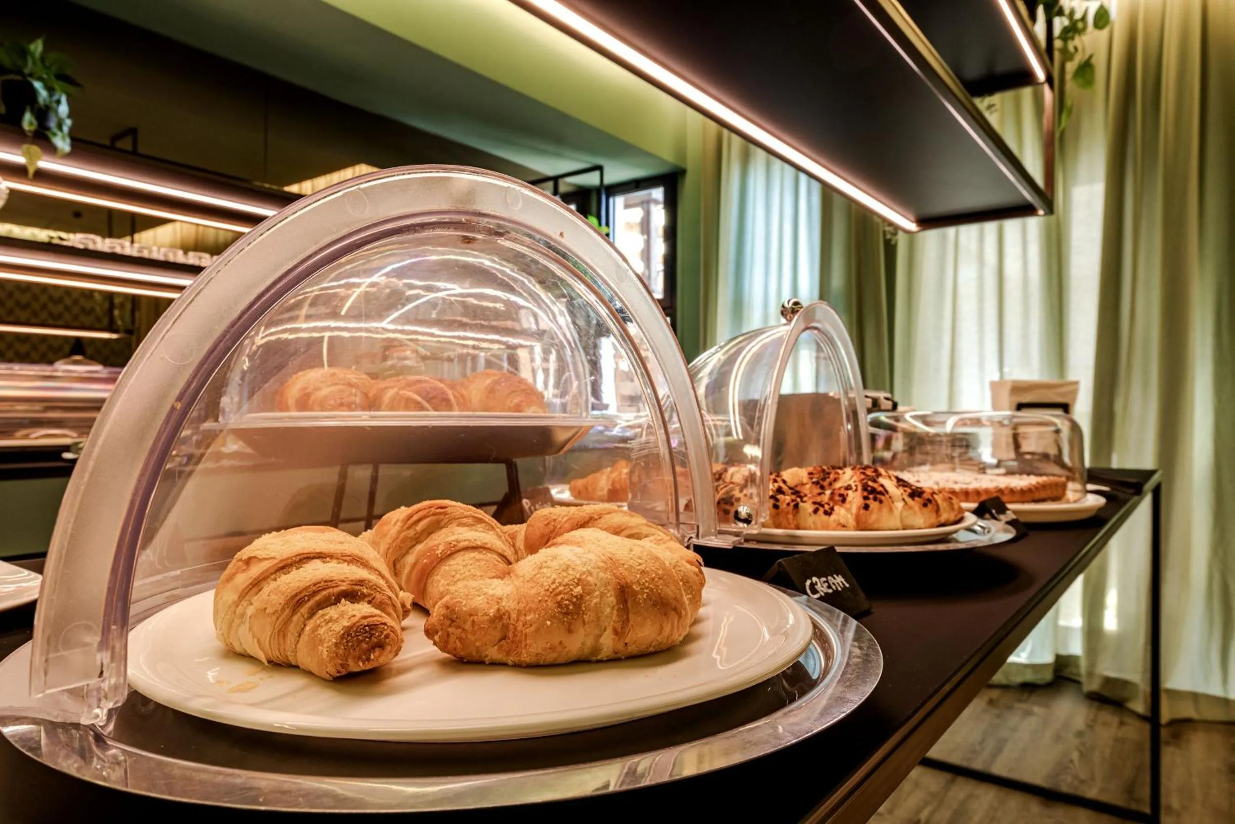 Breakfast in Motel Rona