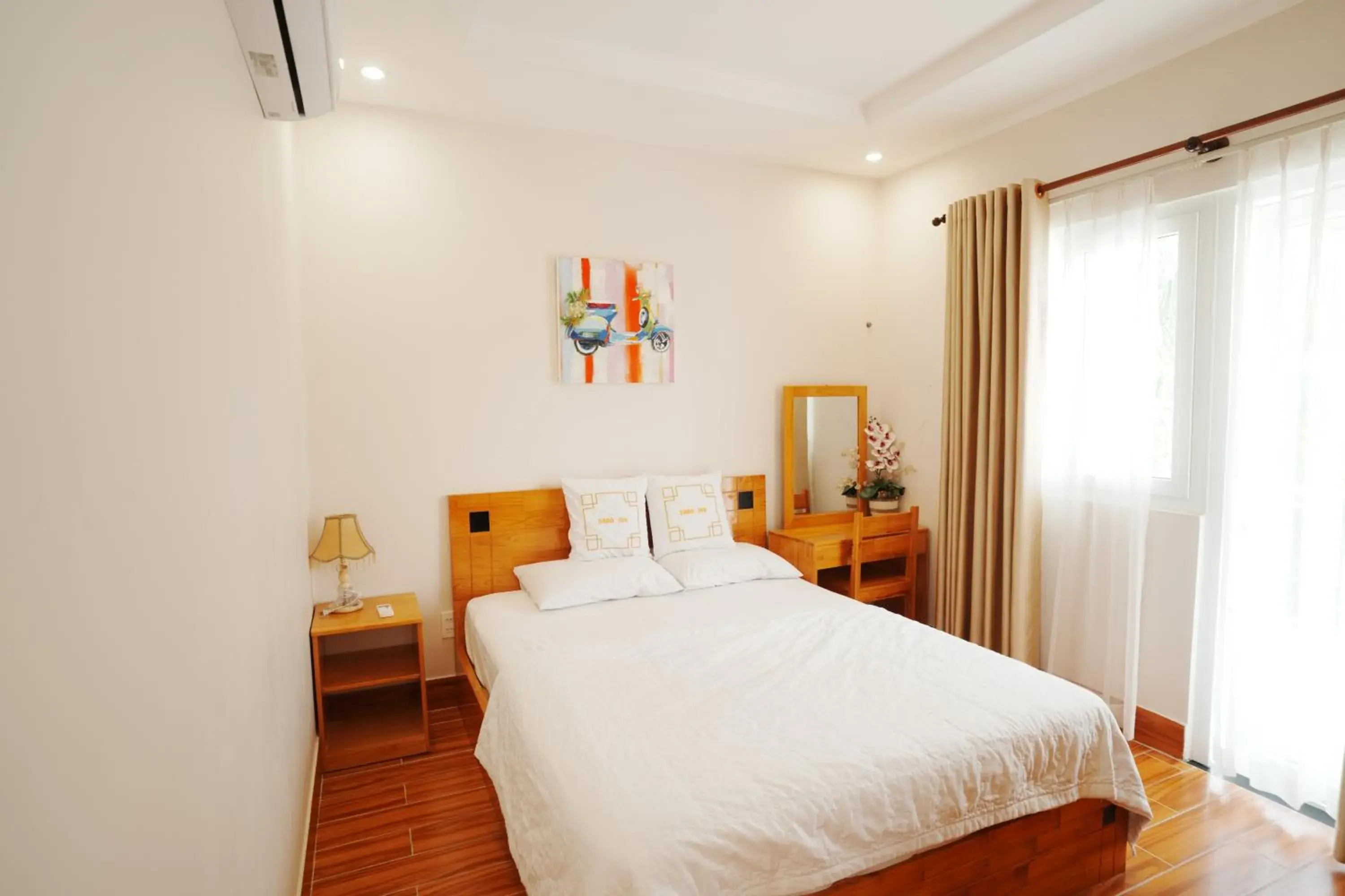 Double Room with Balcony in Soho Inn Double Room with Balcony in Soho Inn