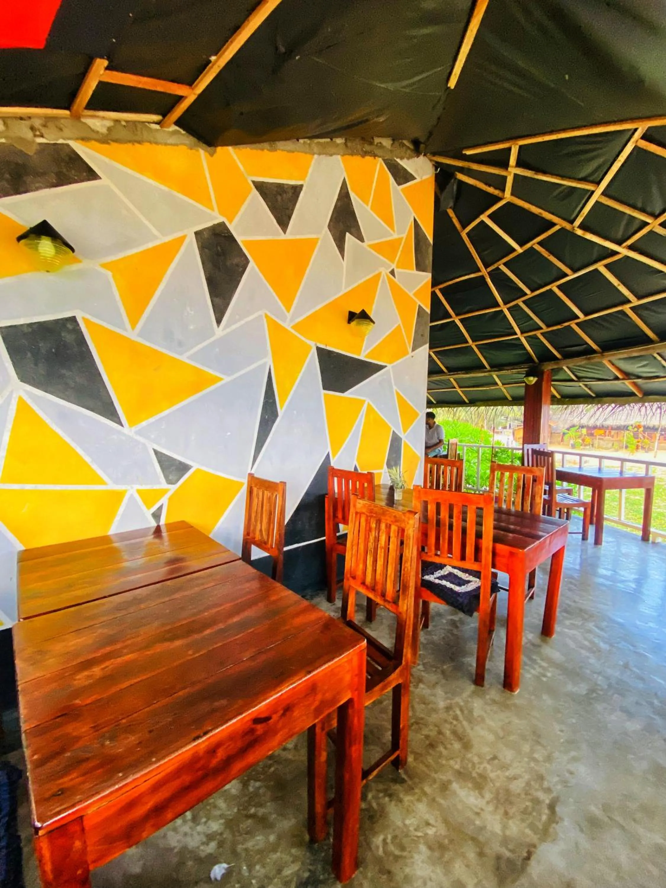 Restaurant/places to eat in Little Pumpkin Cabanas & seafood restaurant