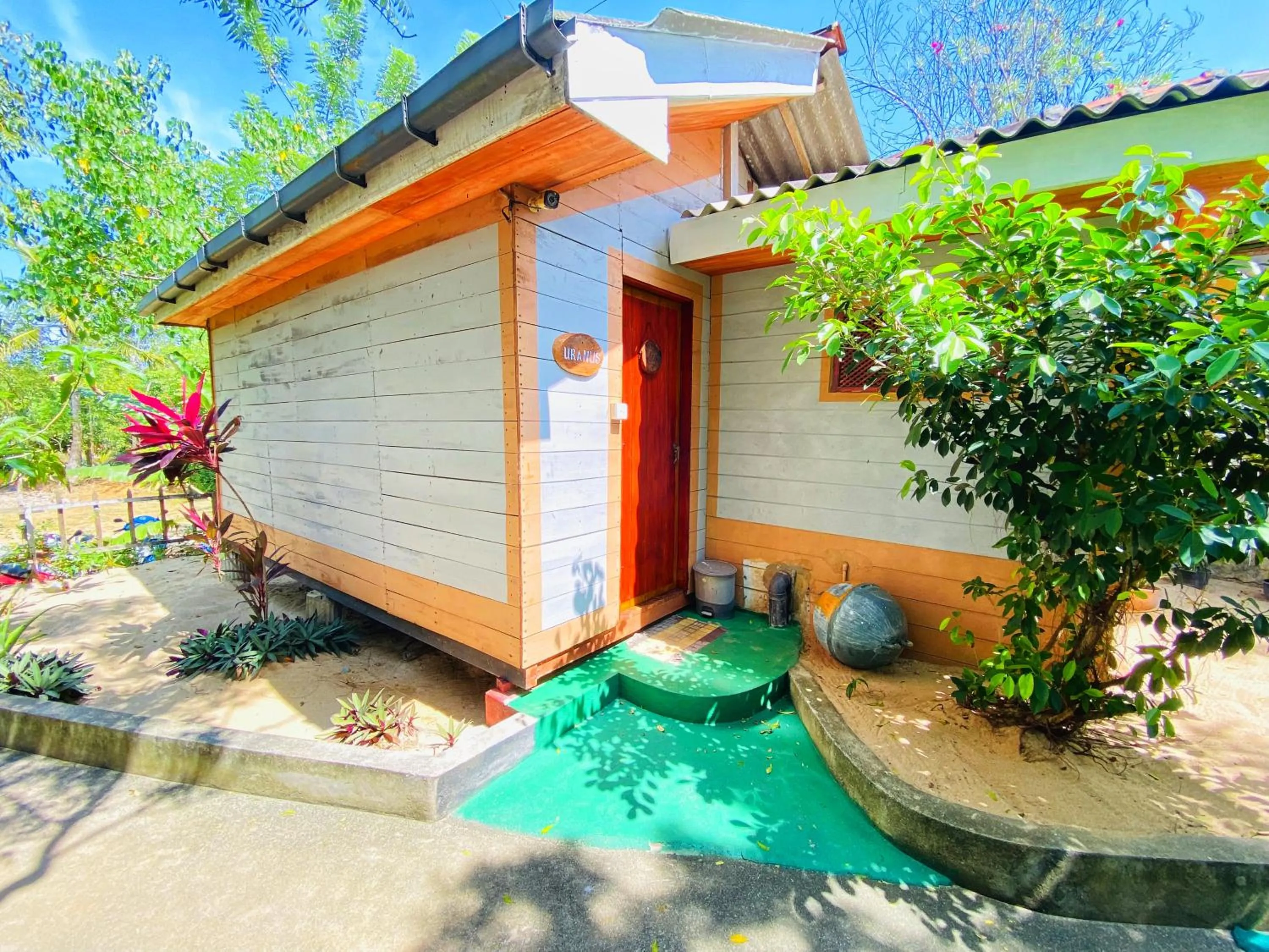 Property building in Little Pumpkin Cabanas & seafood restaurant