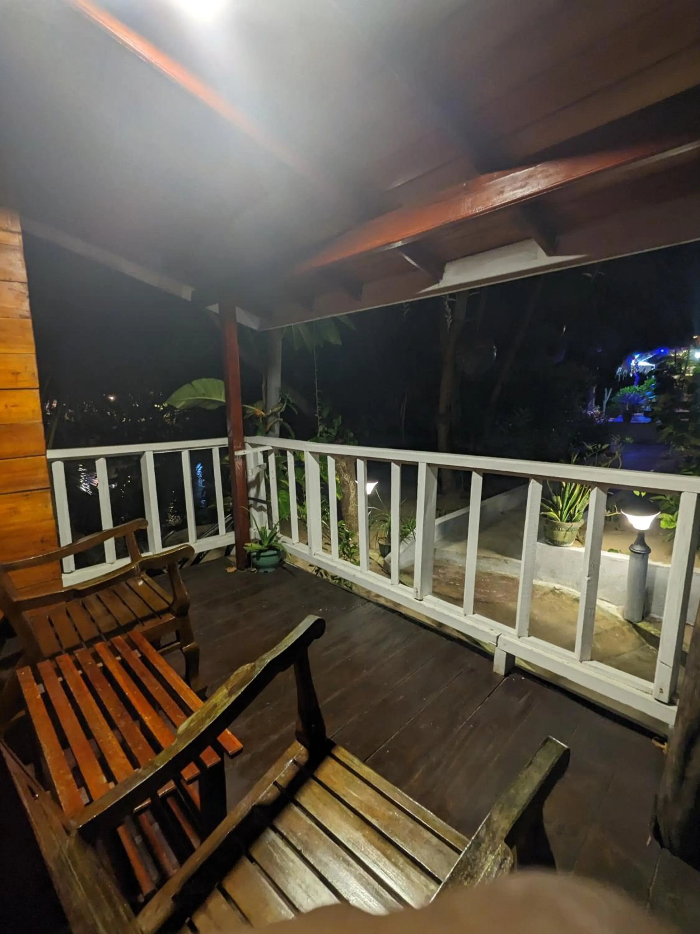 Balcony/Terrace in Little Pumpkin Cabanas & seafood restaurant