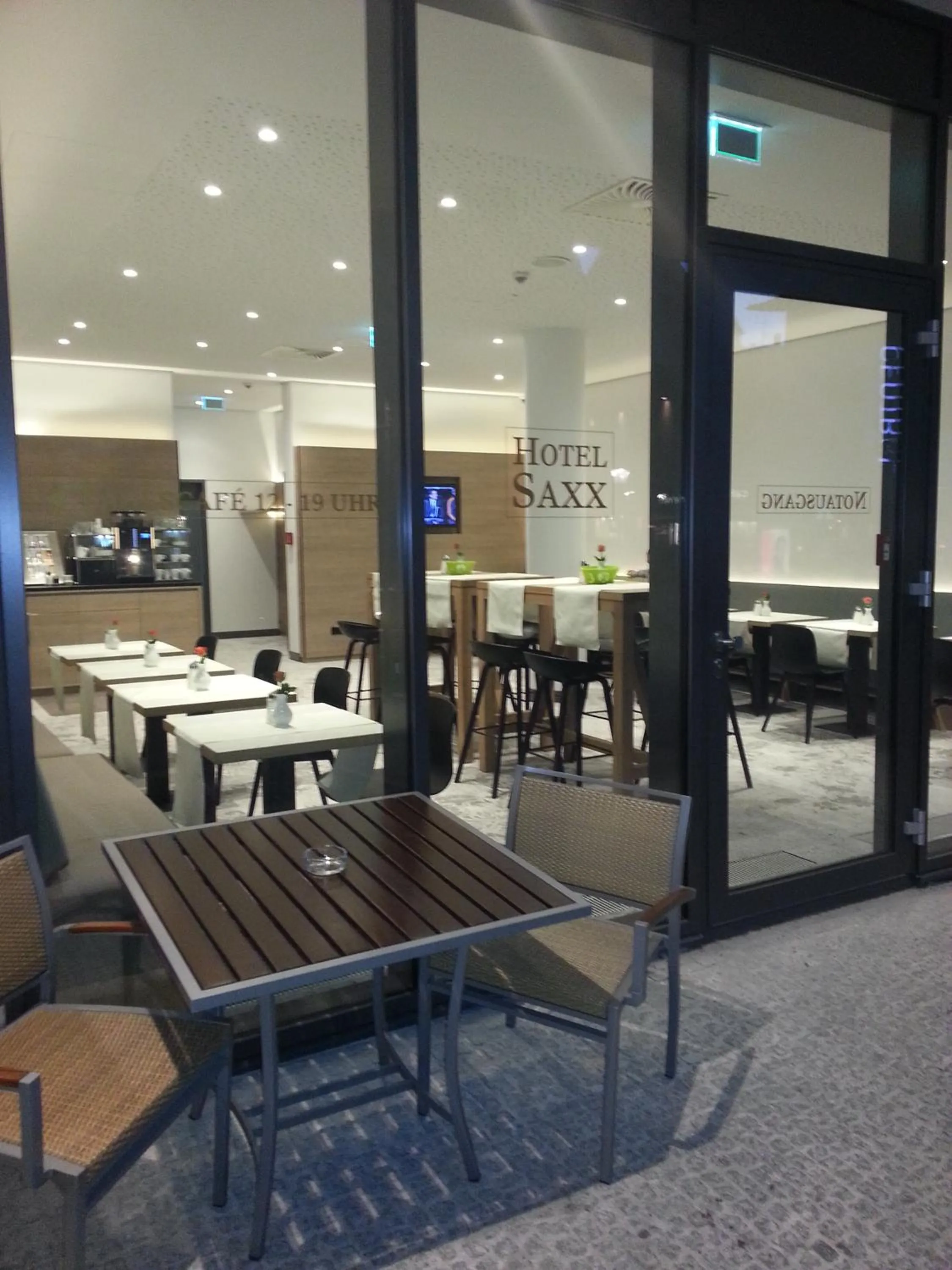 Restaurant/places to eat in Sorat Hotel Saxx Nürnberg