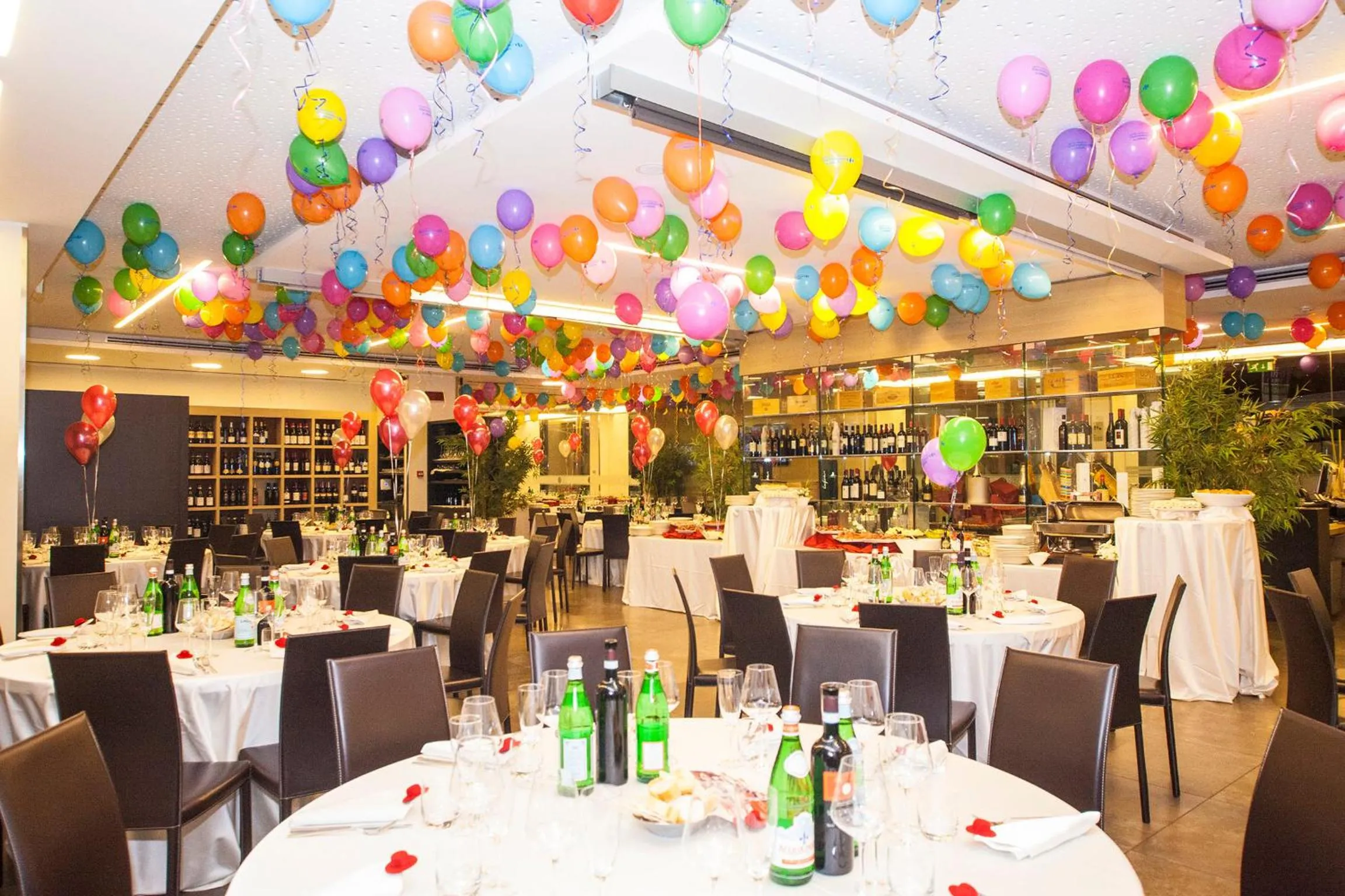 Restaurant/places to eat in AS Hotel Limbiate Fiera