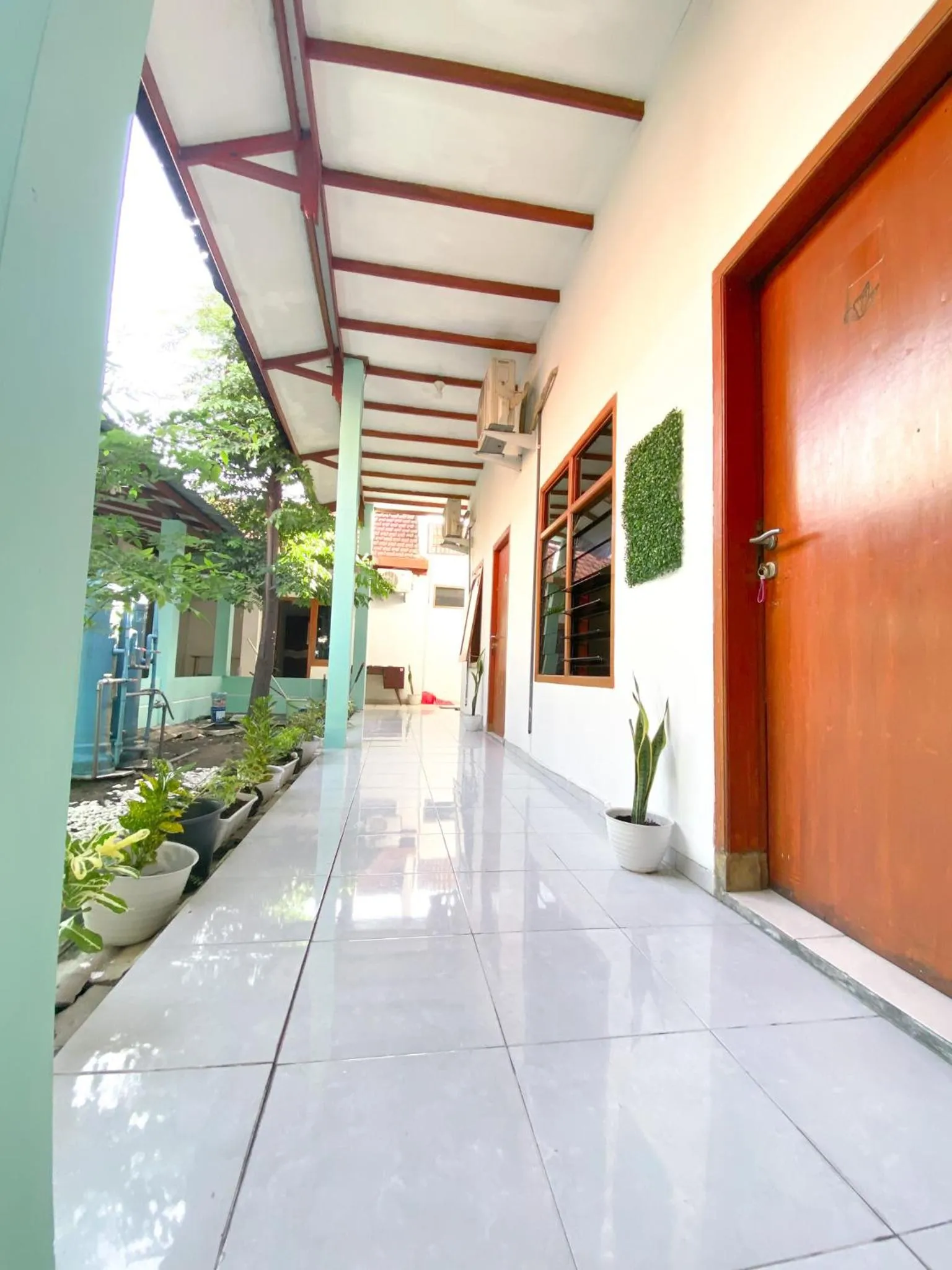Homey Guesthouse Kertajaya (Syariah)