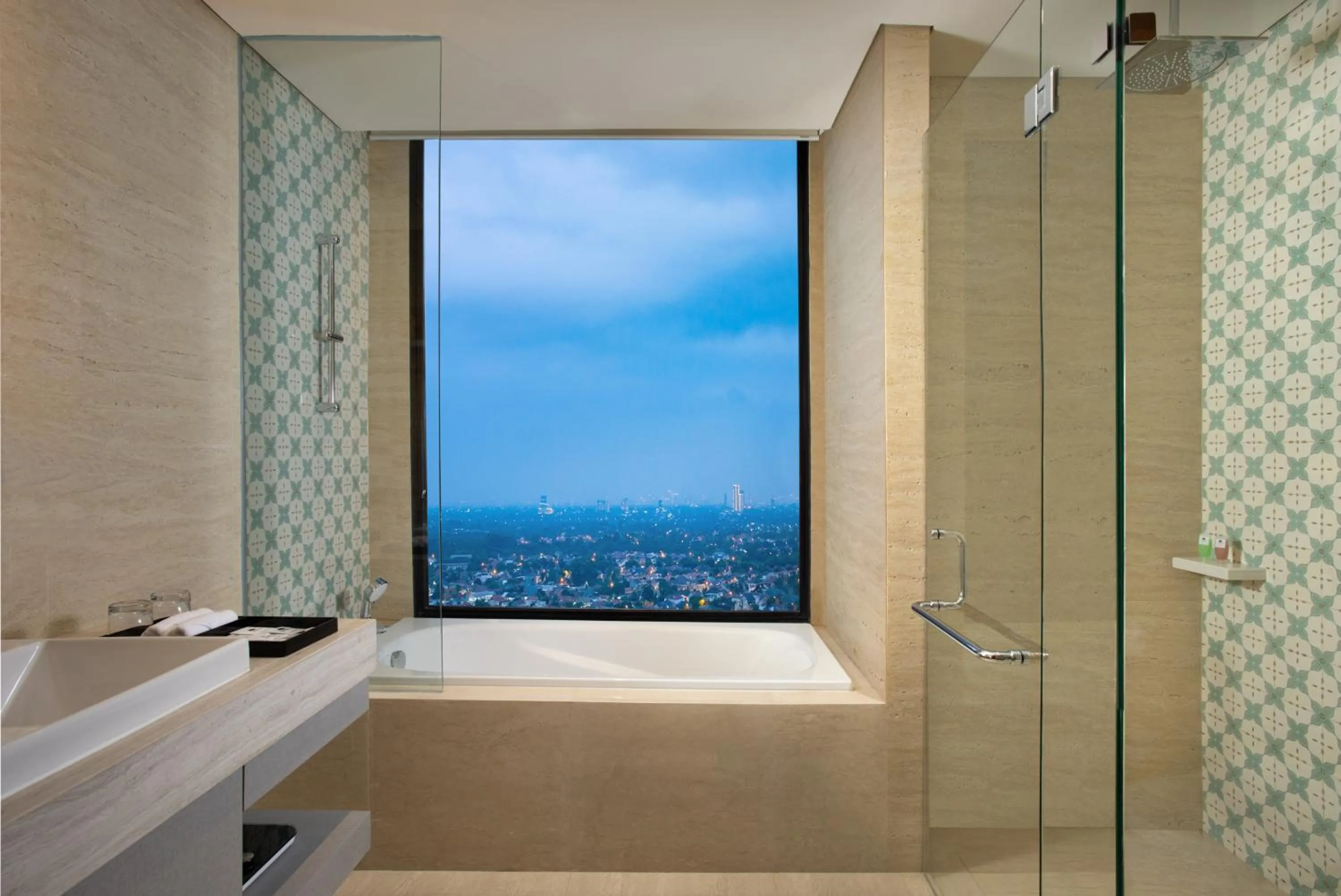 Bathroom in Trembesi Hotel