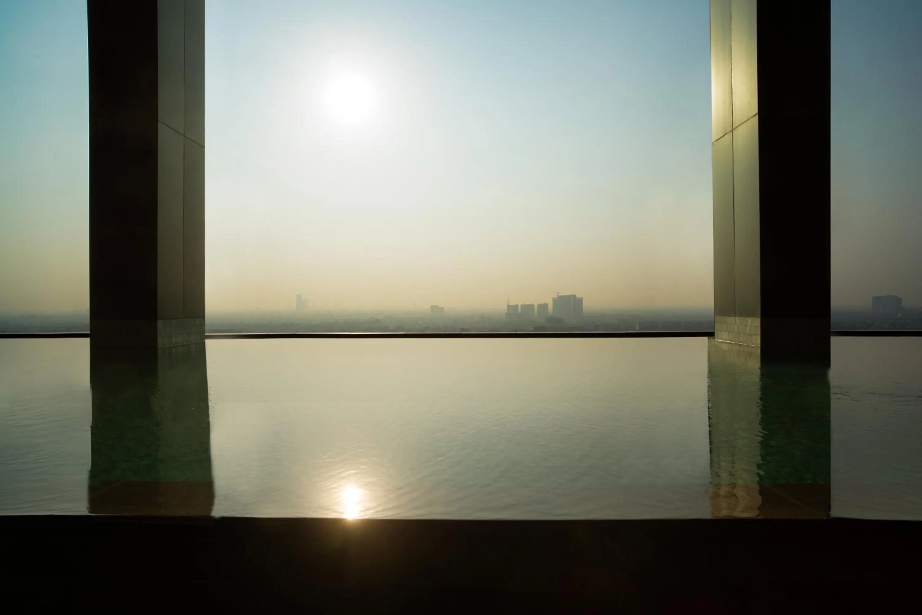 Sunrise in Trembesi Hotel