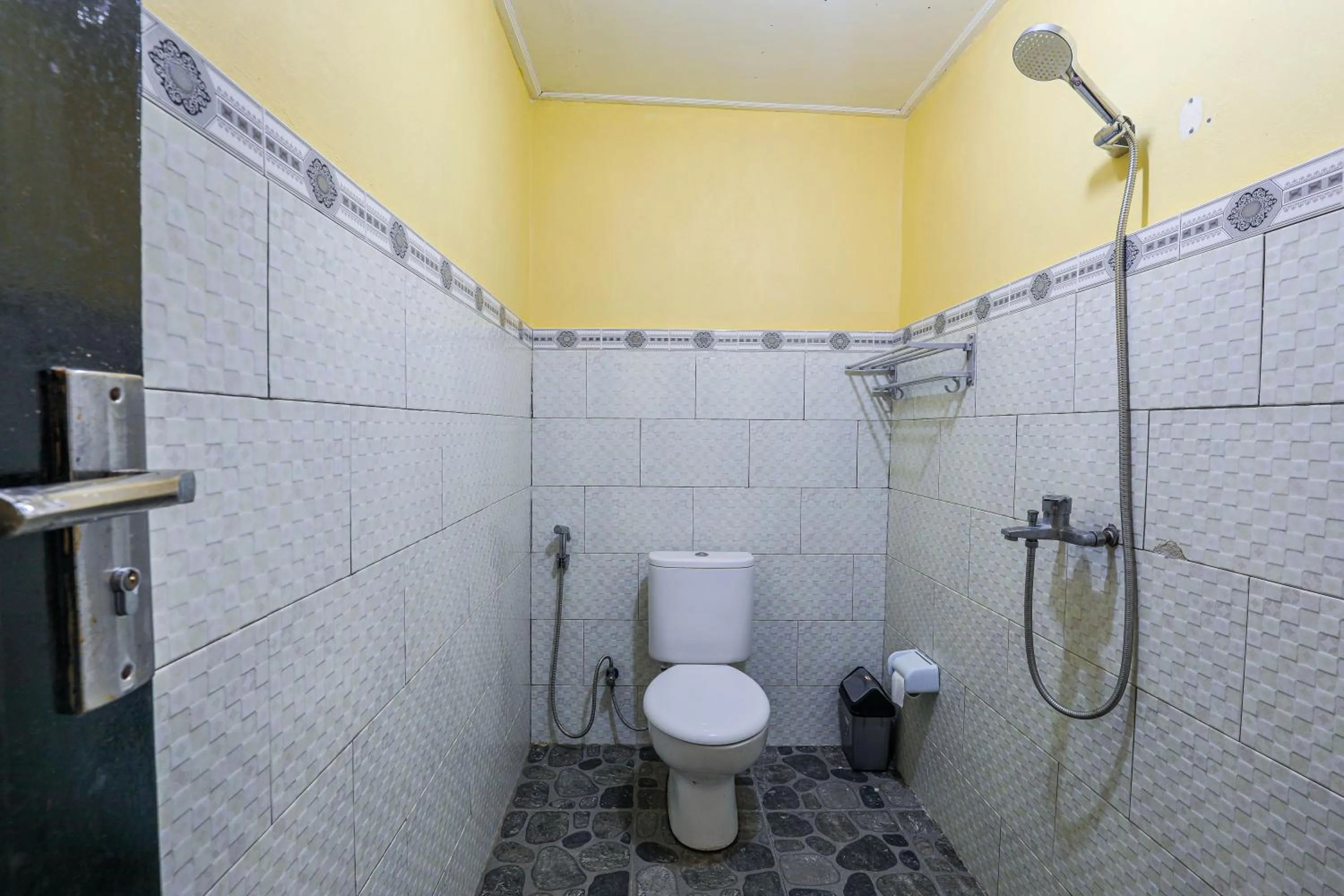 Shower in The Salang Guest House