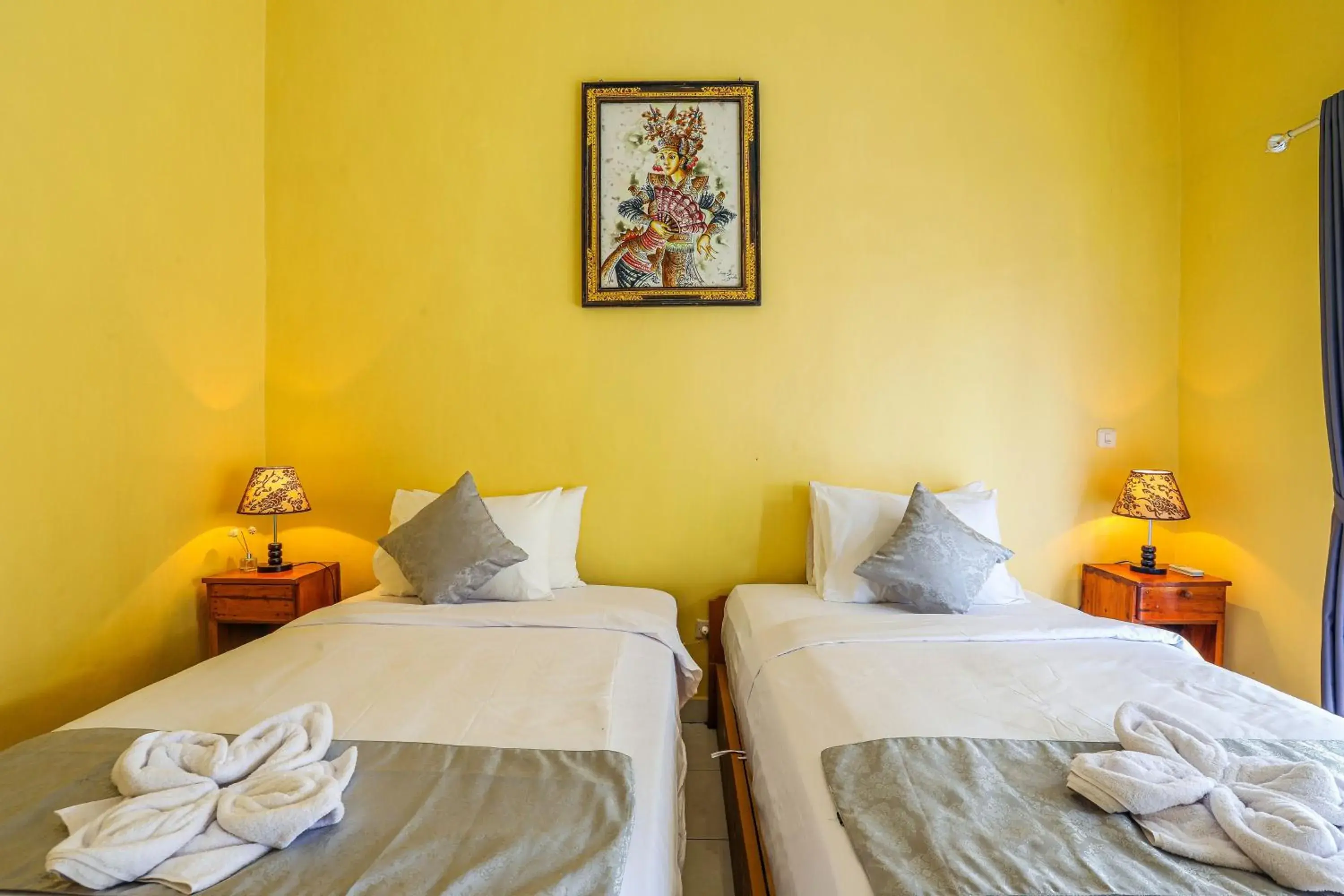 Deluxe Twin Room in The Salang Guest House Deluxe Twin Room in The Salang Guest House